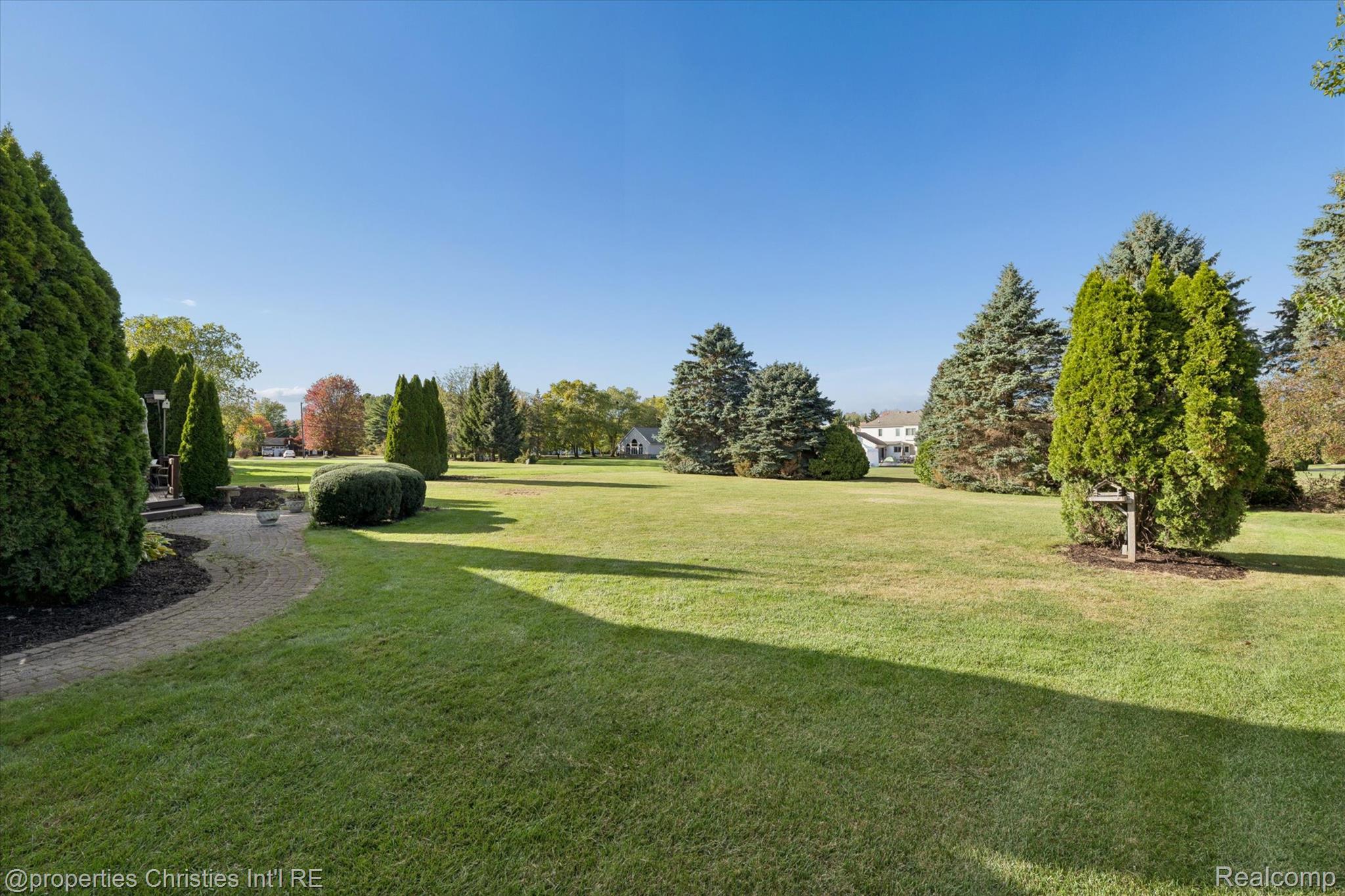 48818 Pebble Lane