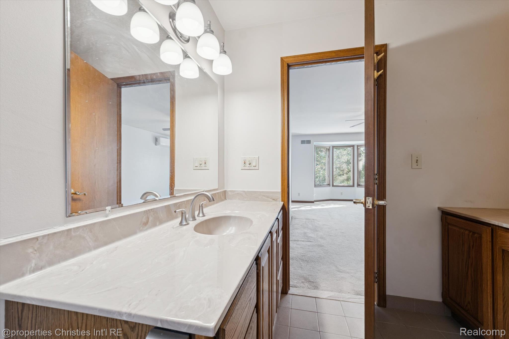 48818 Pebble Lane