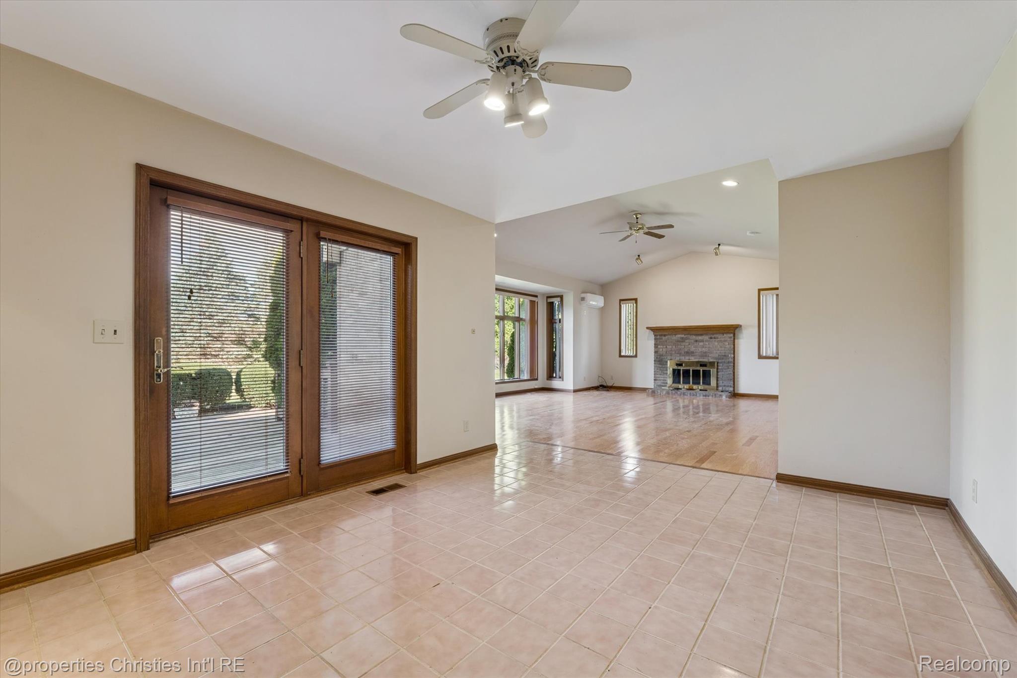 48818 Pebble Lane