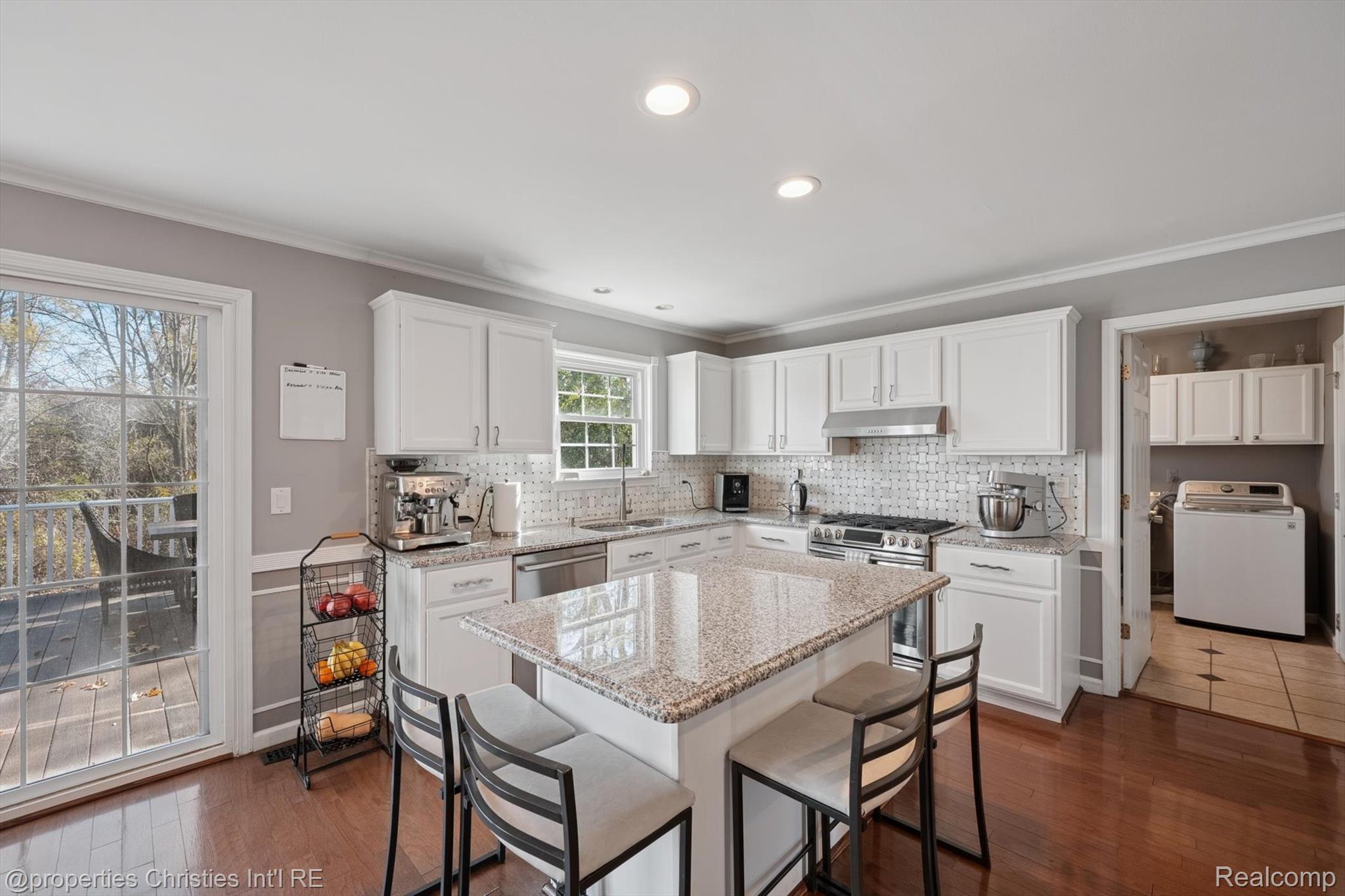 24220 Scarlet Court