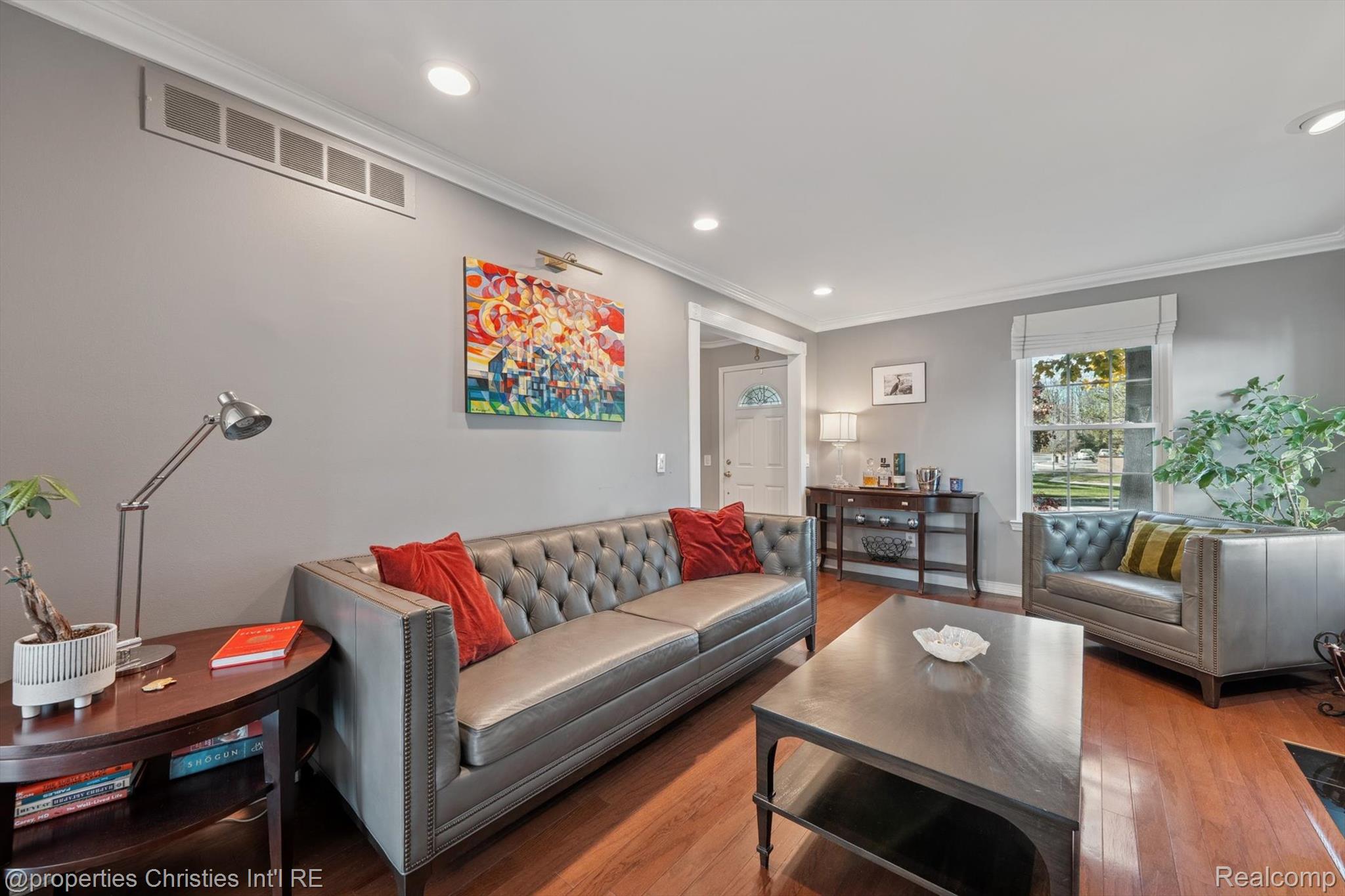 24220 Scarlet Court