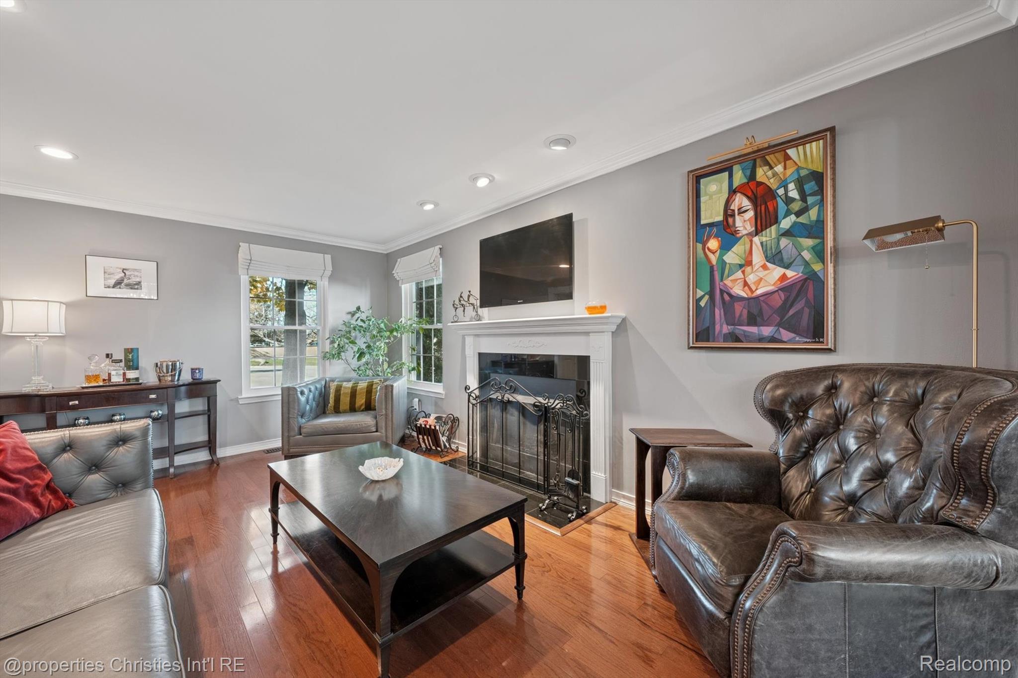 24220 Scarlet Court