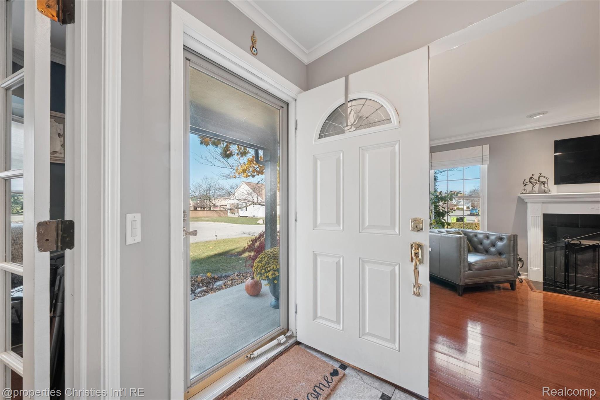 24220 Scarlet Court