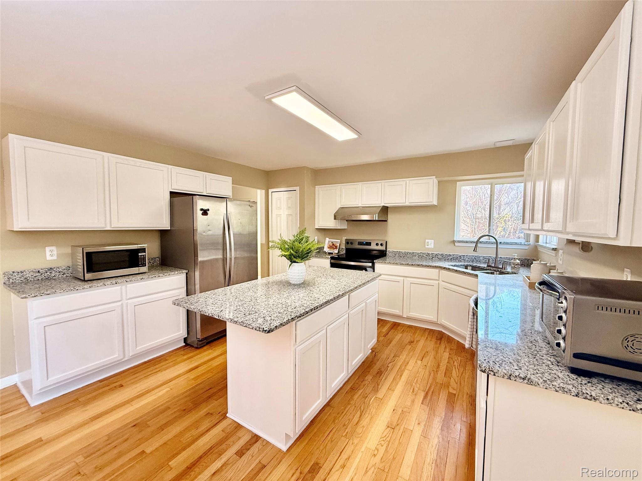 44000 Settlers Creek Court