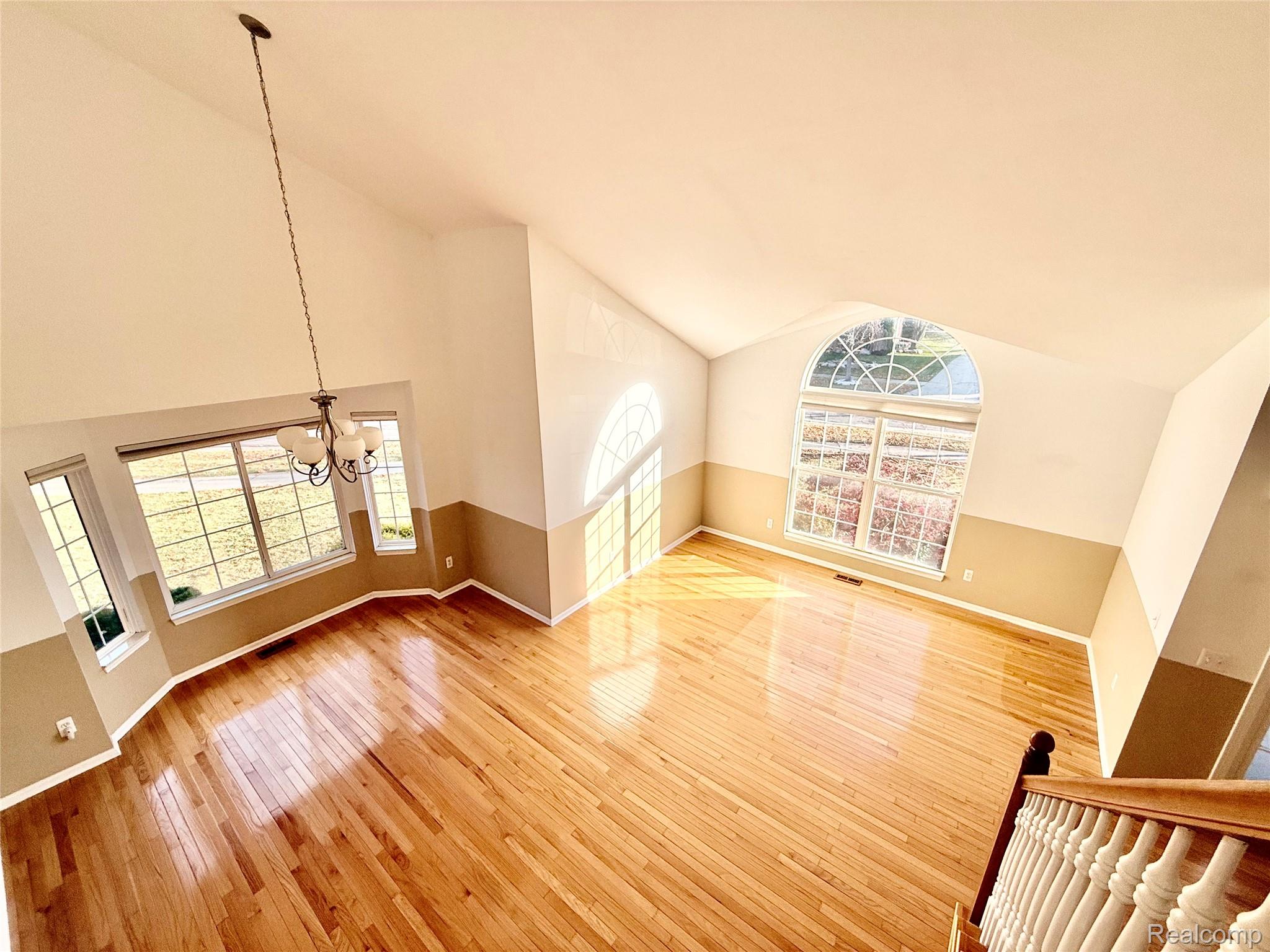 44000 Settlers Creek Court