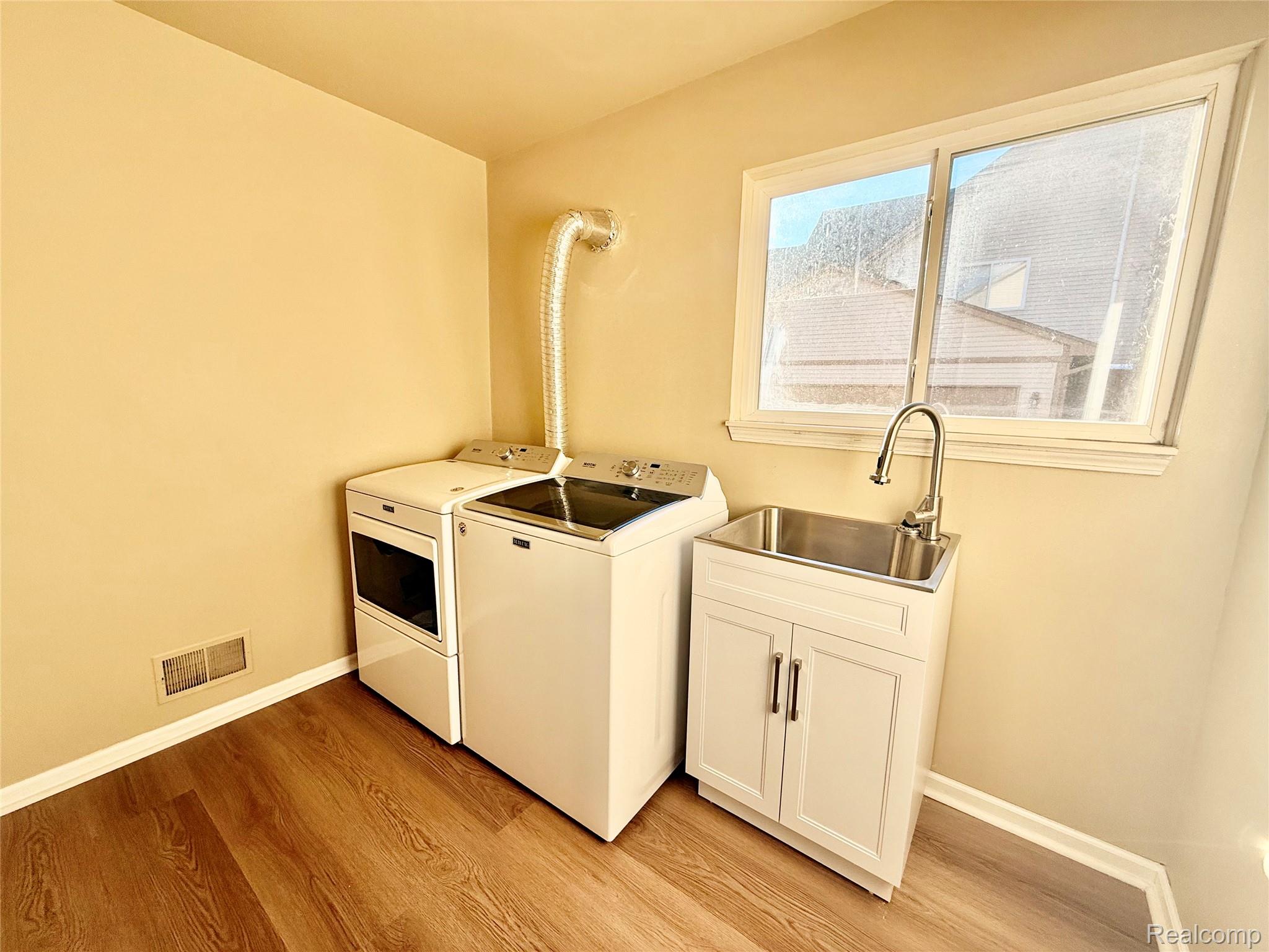 44000 Settlers Creek Court