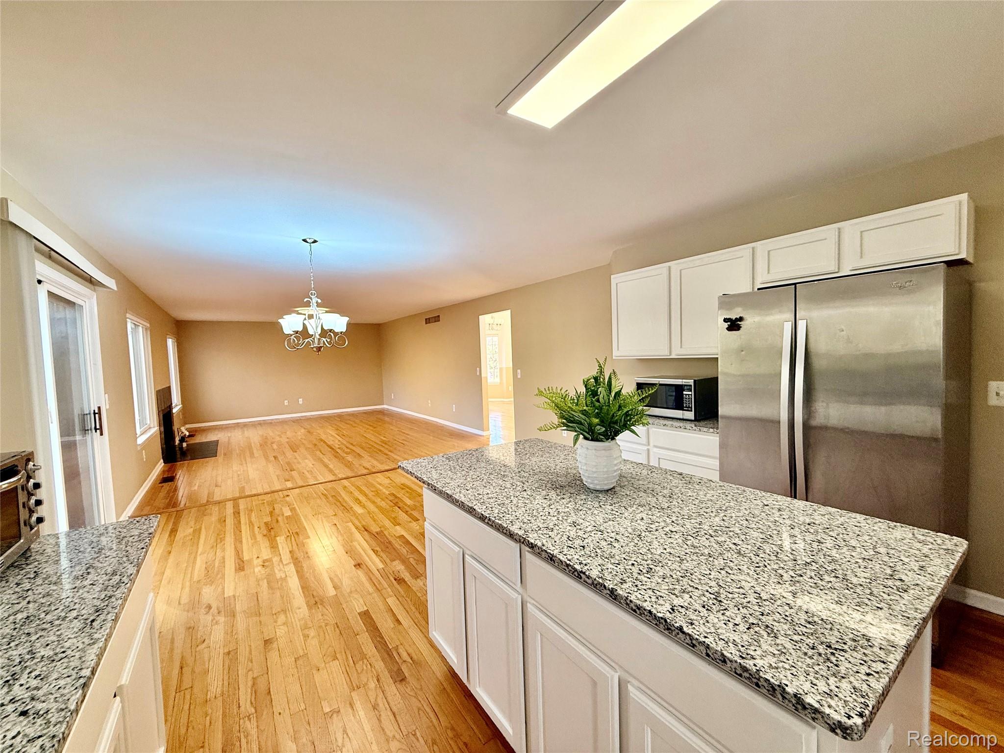 44000 Settlers Creek Court
