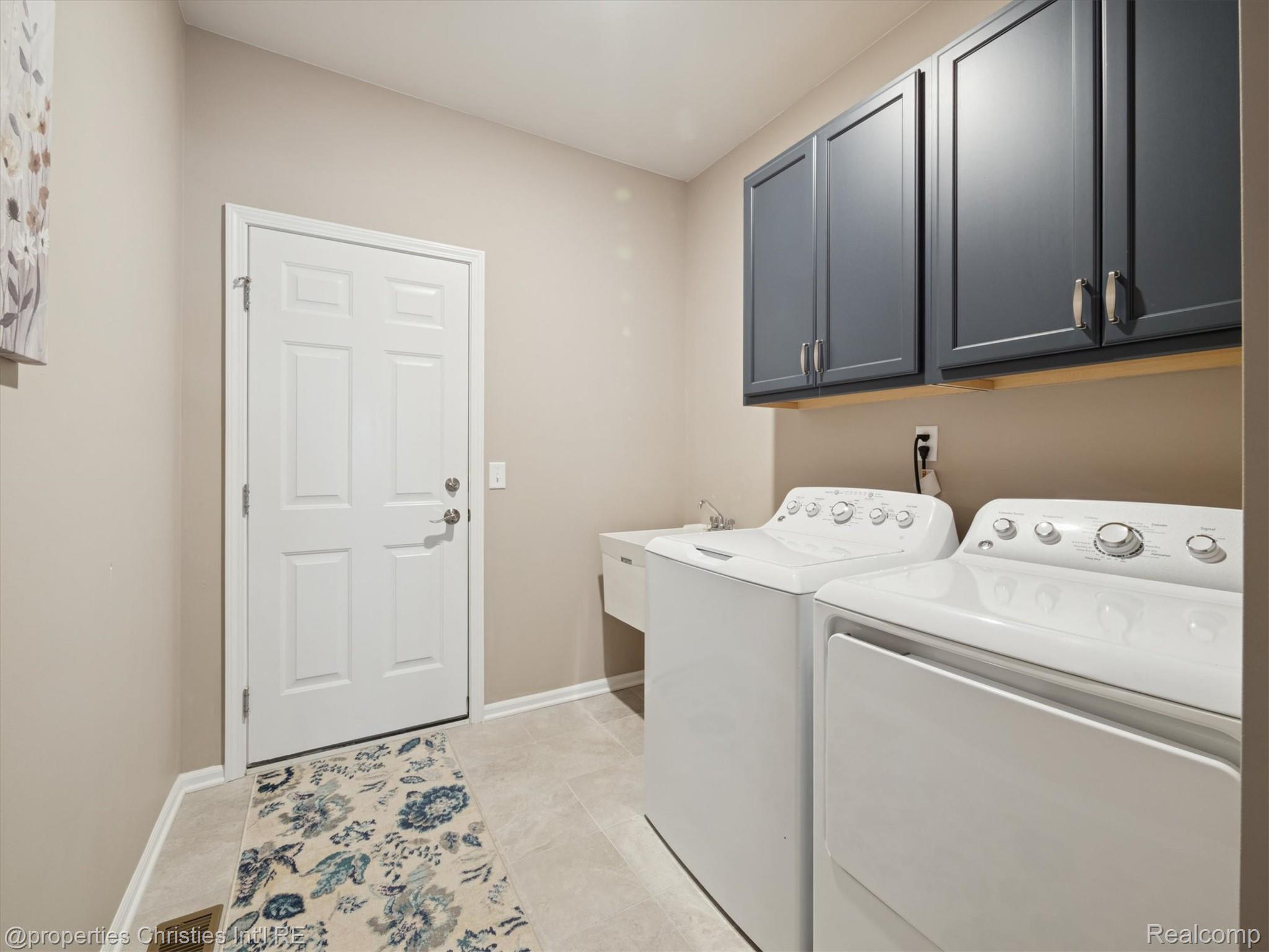 48024 Barrington Drive