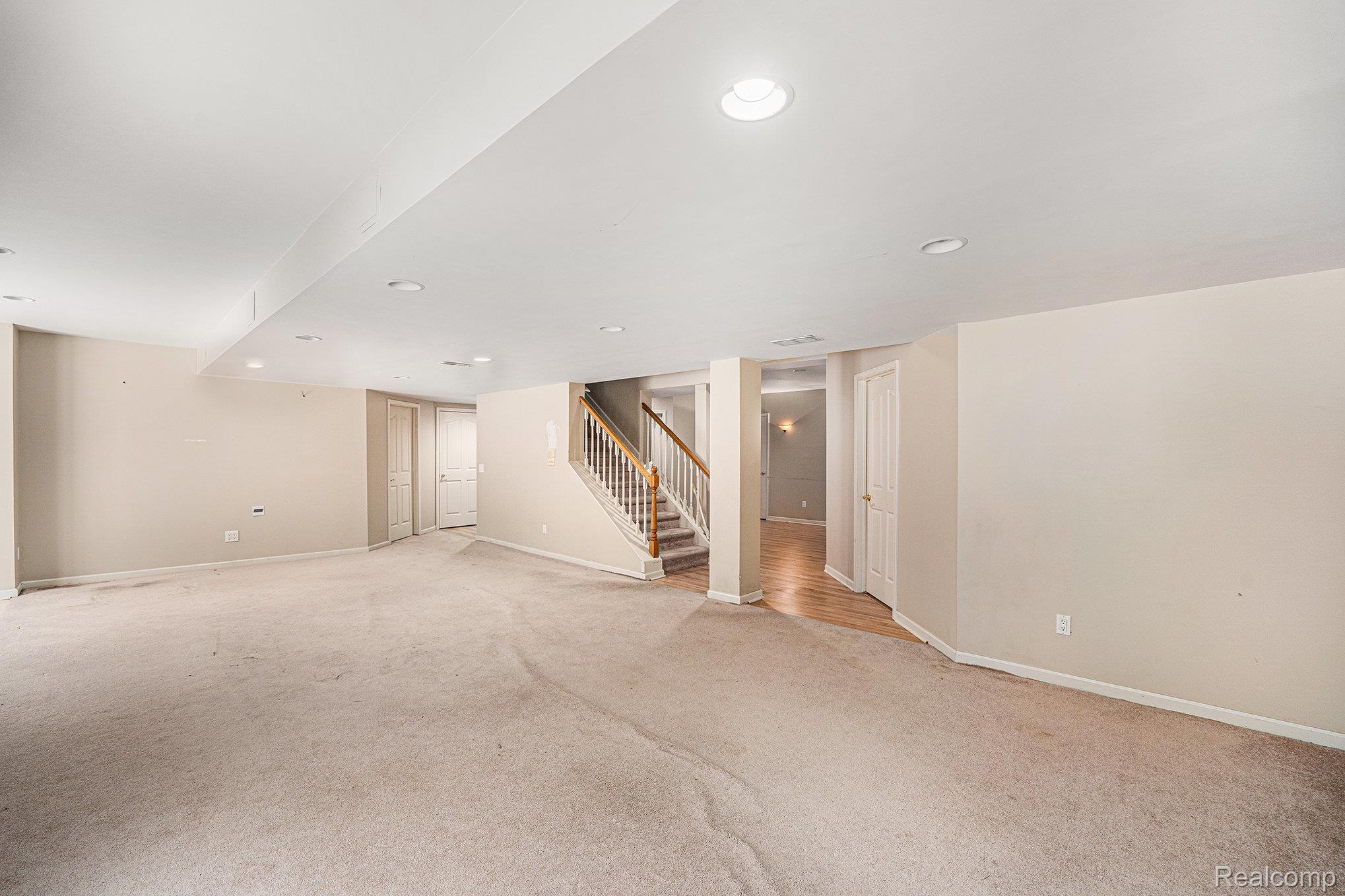 45247 OAK FOREST Drive