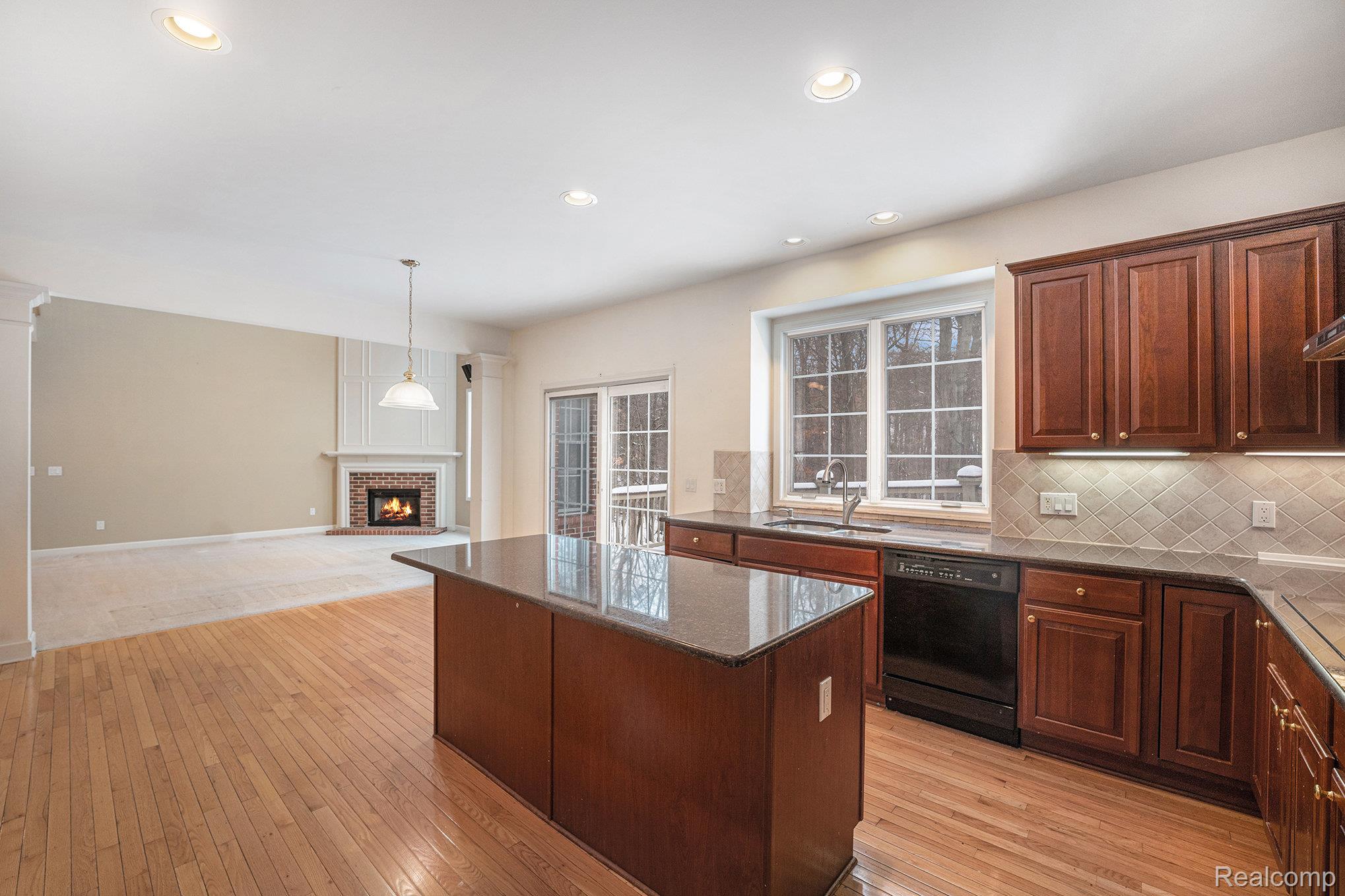 45247 OAK FOREST Drive