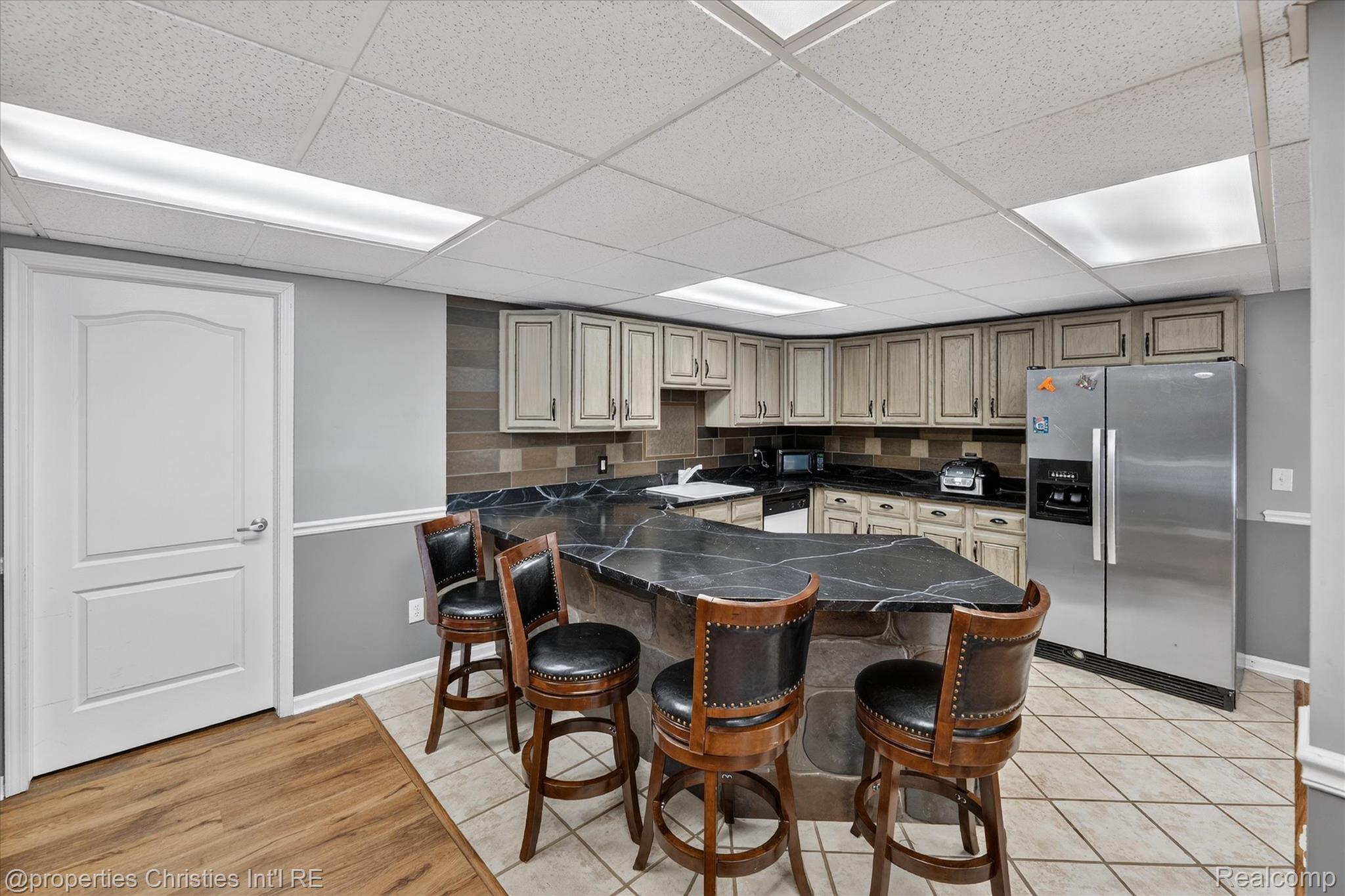 47483 Beckenham Boulevard