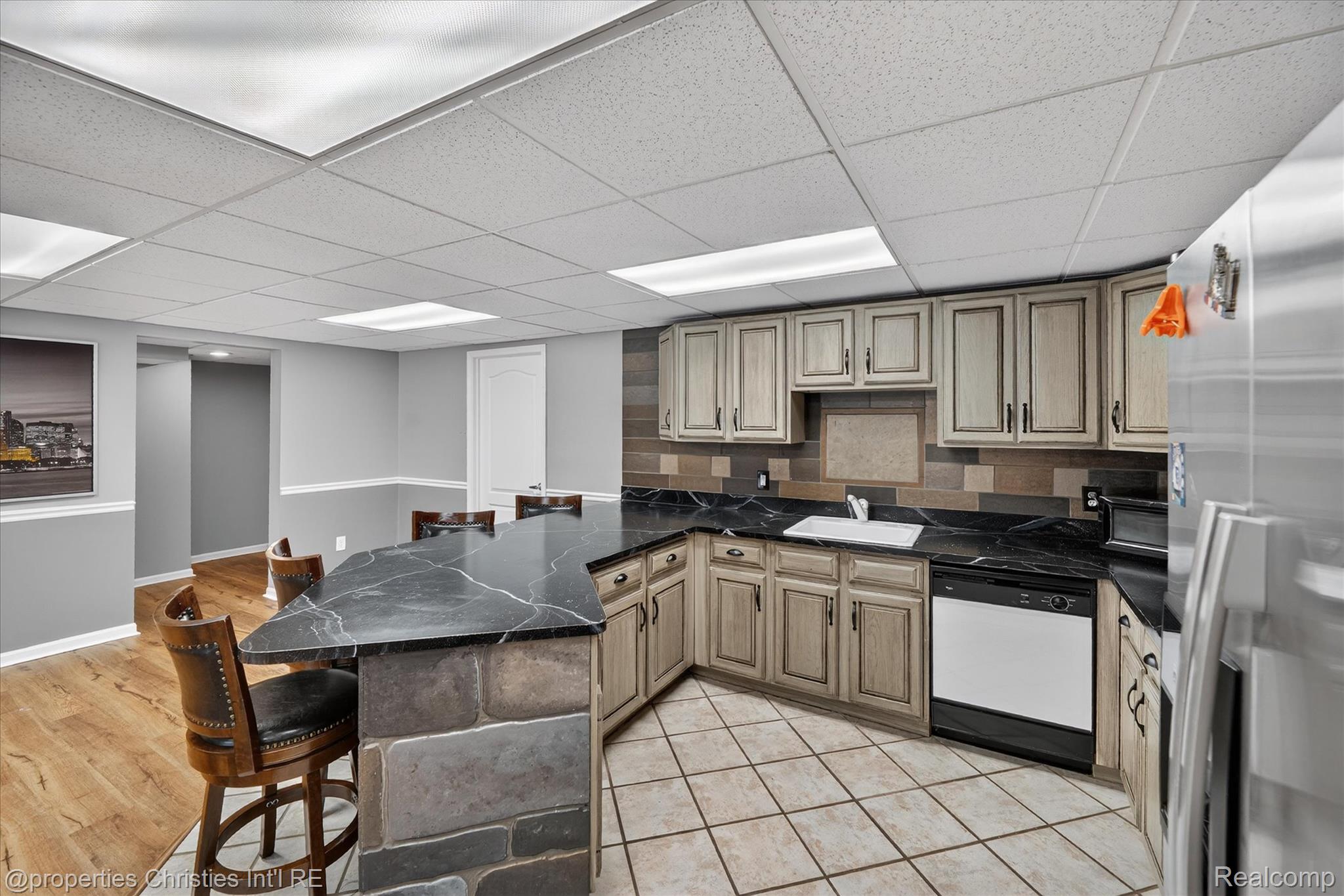 47483 Beckenham Boulevard