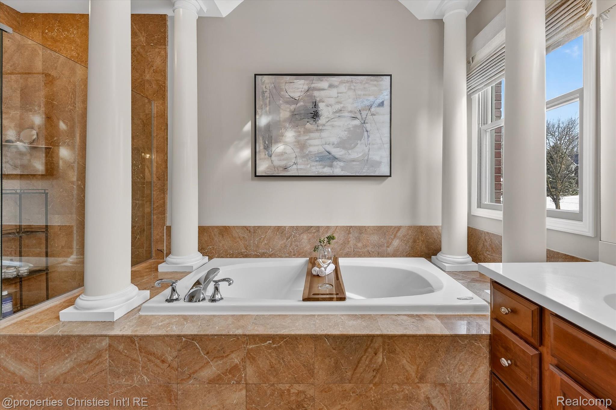 45653 TOURNAMENT Drive N