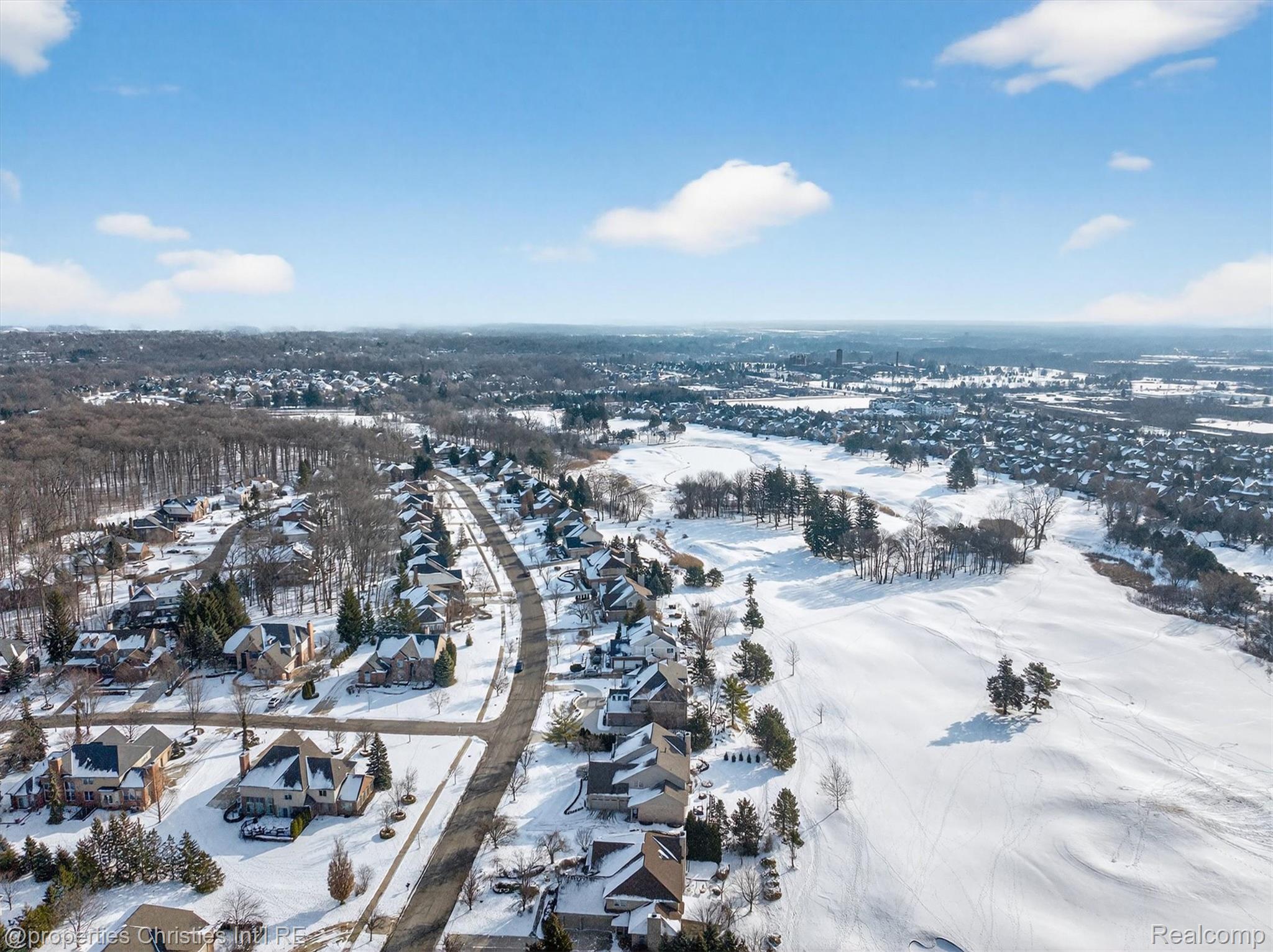 45653 TOURNAMENT Drive N