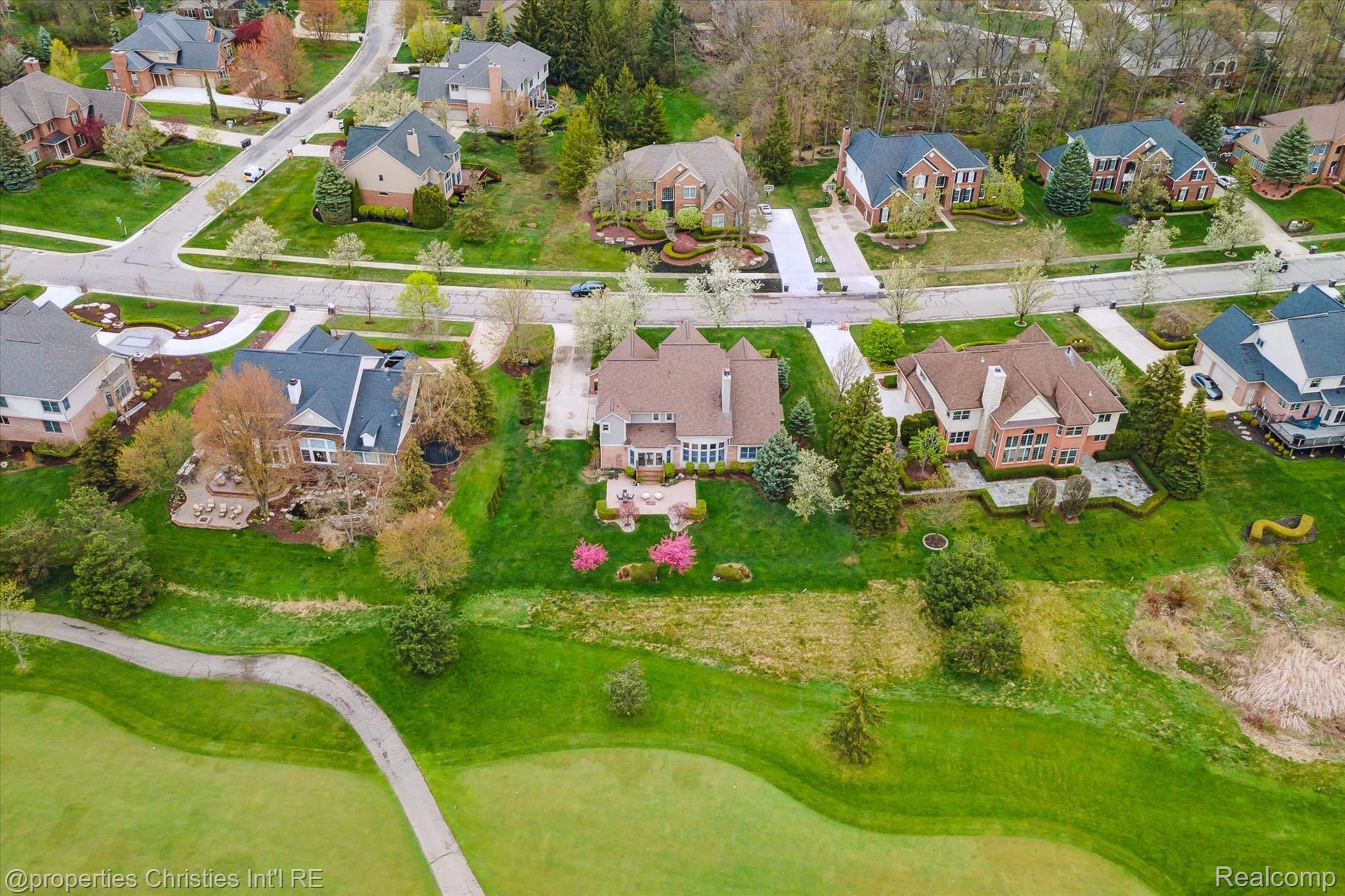 45653 TOURNAMENT Drive N