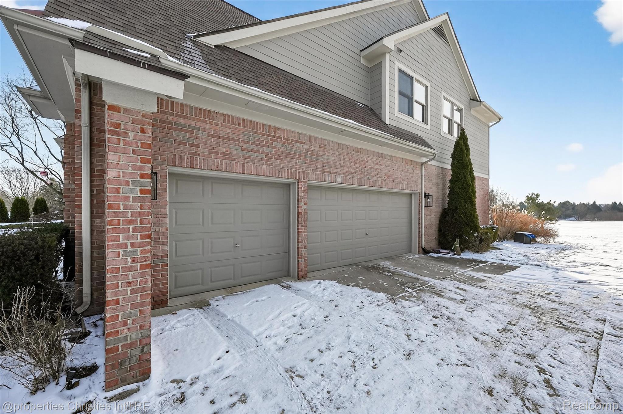 45653 TOURNAMENT Drive N