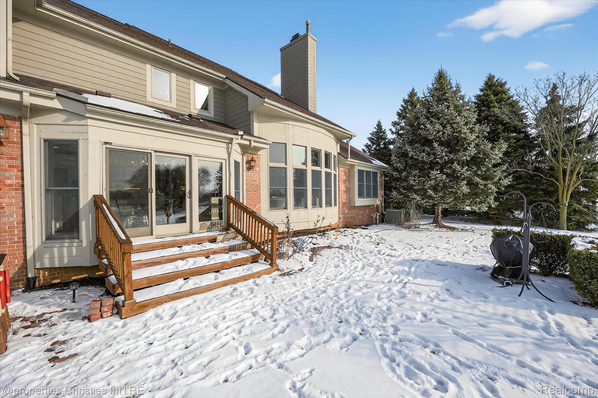 45653 TOURNAMENT Drive N