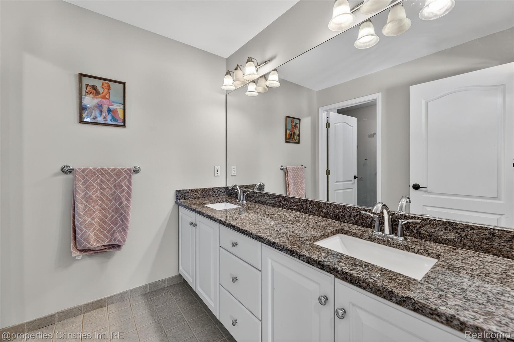 45653 TOURNAMENT Drive N