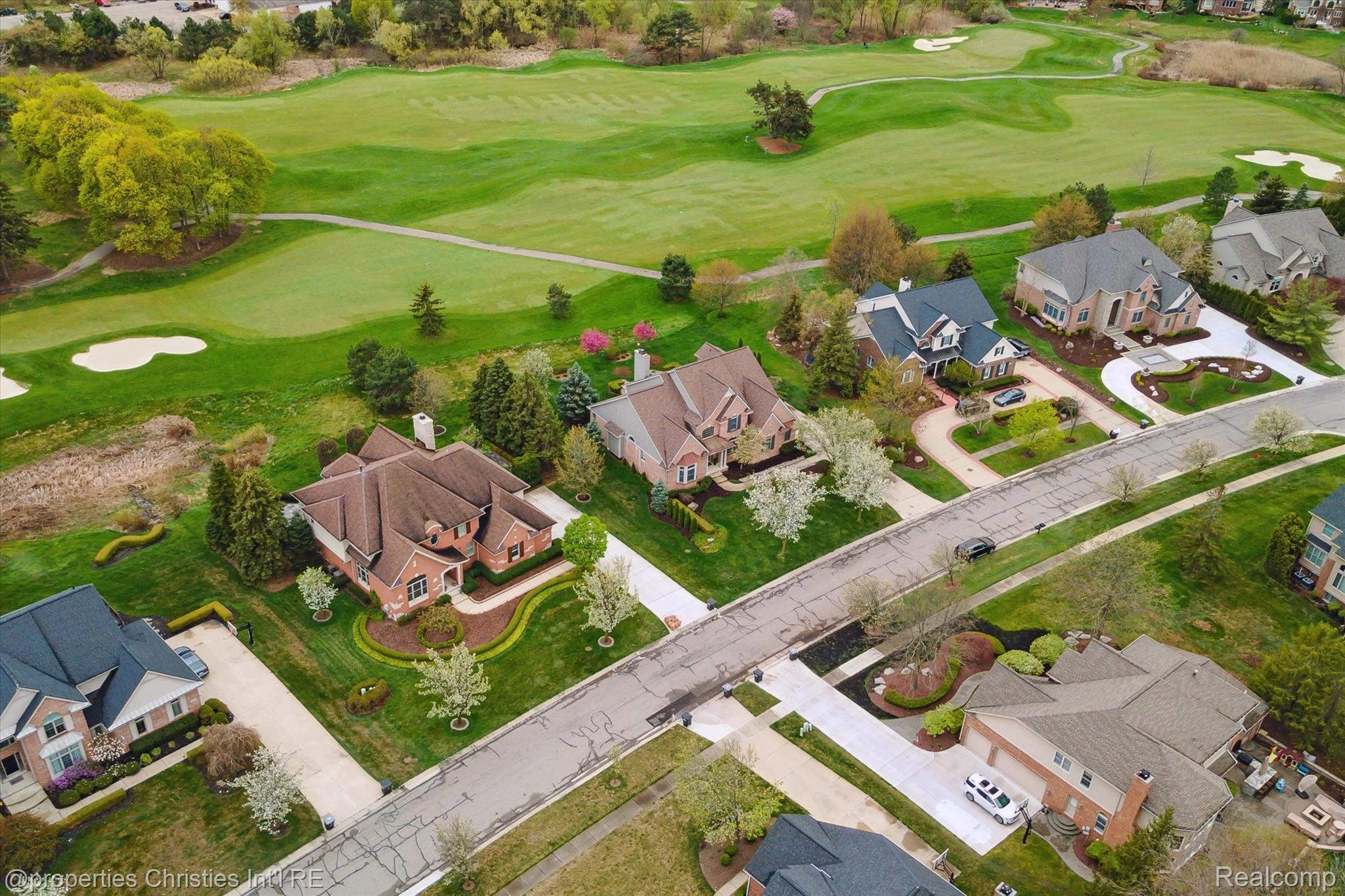 45653 TOURNAMENT Drive N