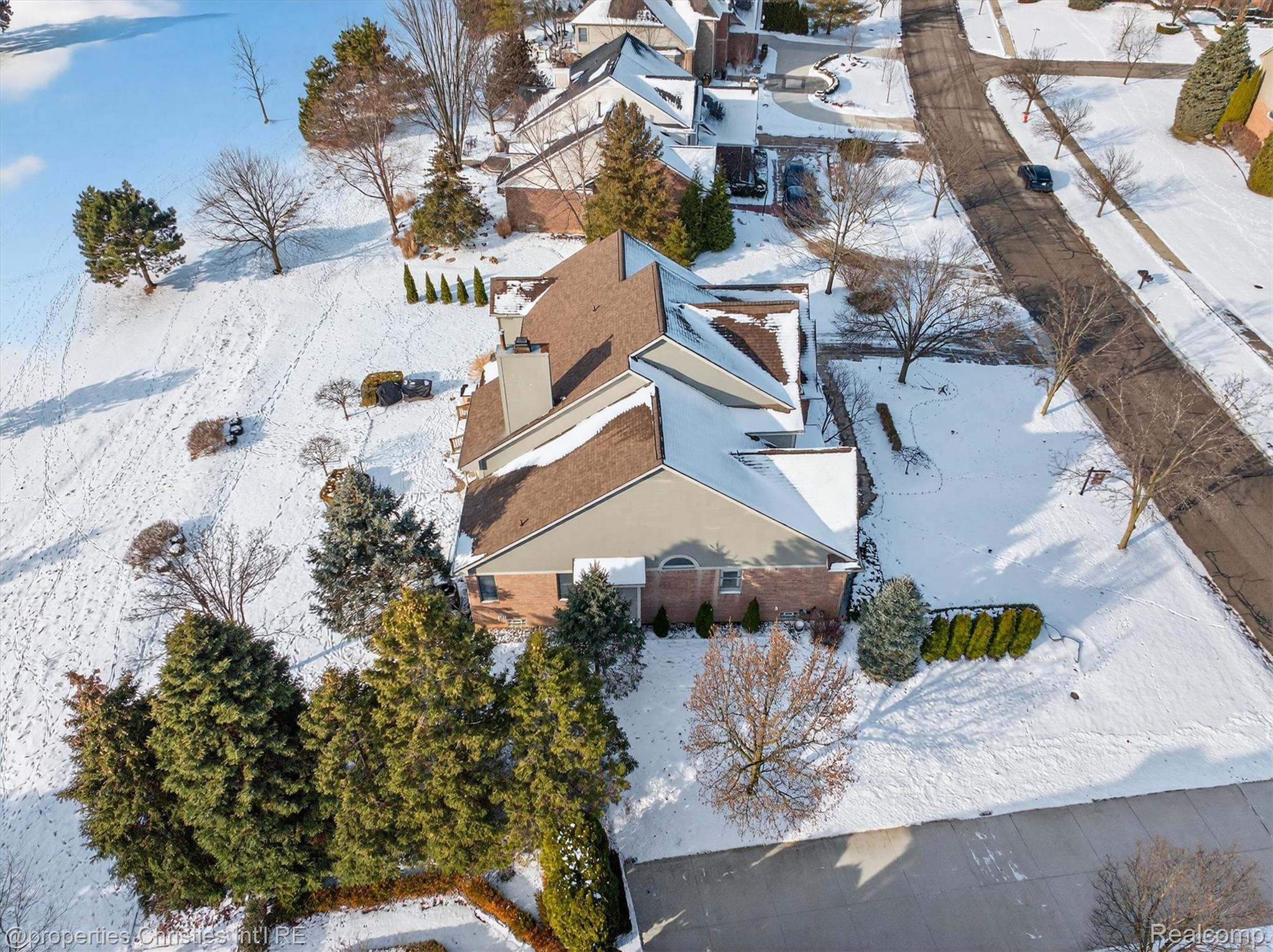 45653 TOURNAMENT Drive N