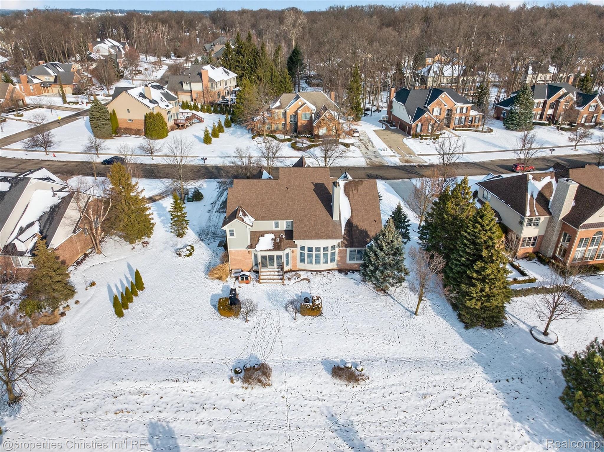 45653 TOURNAMENT Drive N