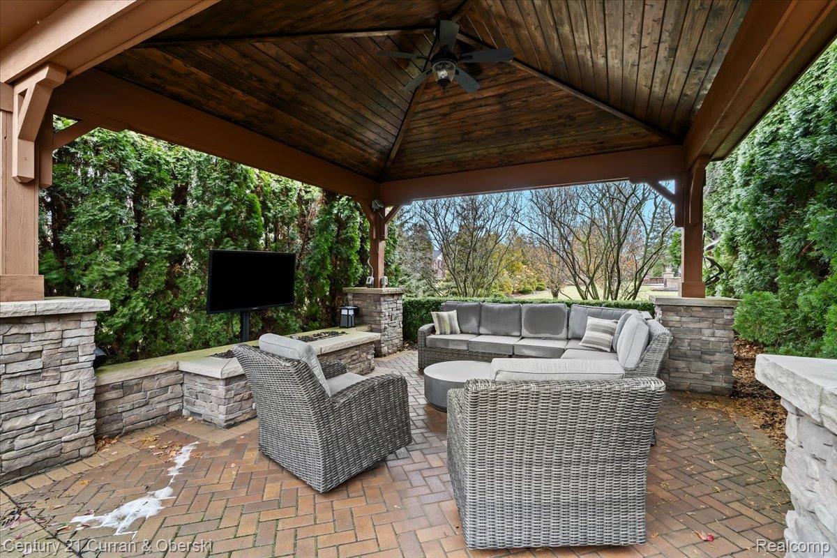 46782 Merion Circle