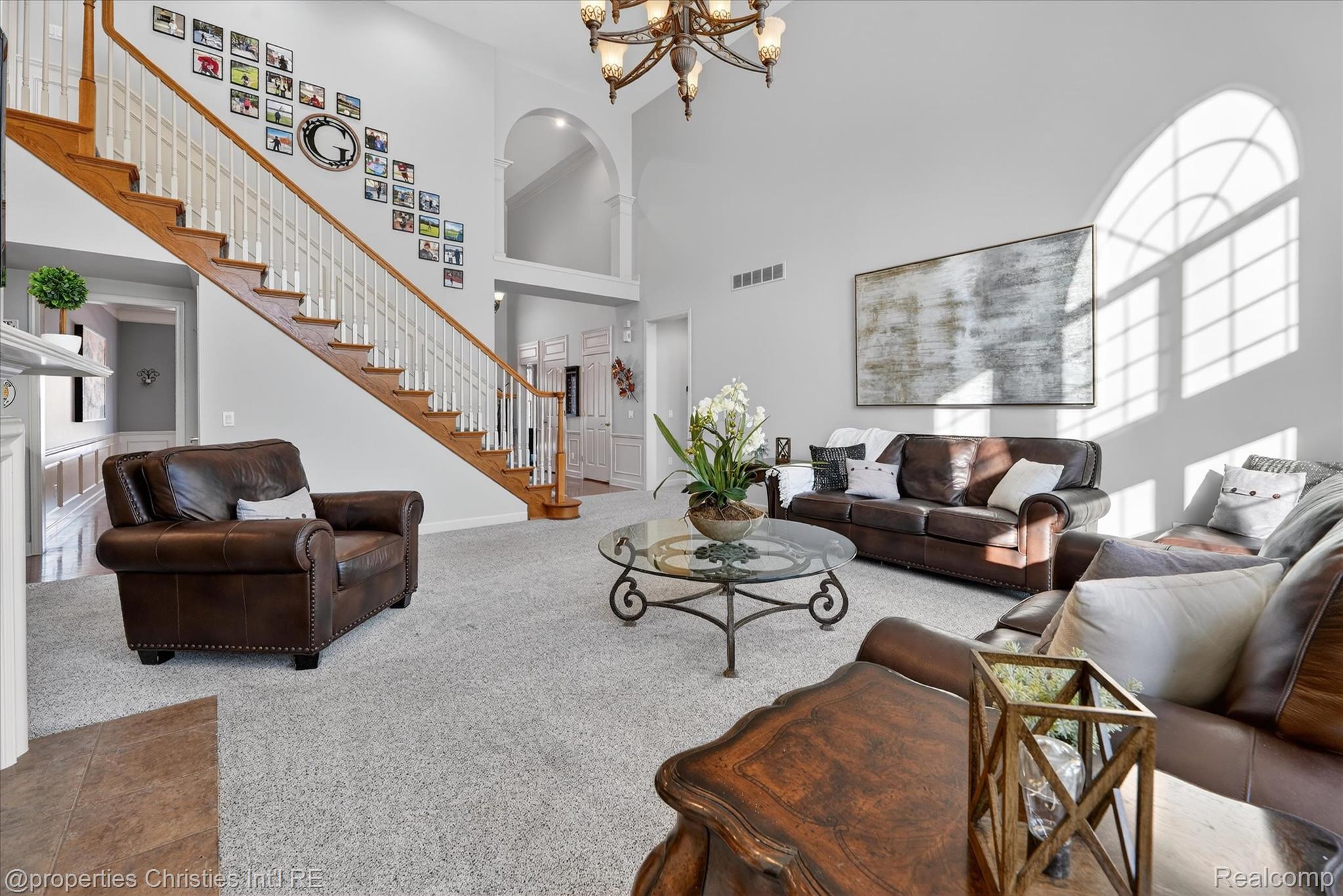 16224 Oak Forest Court W