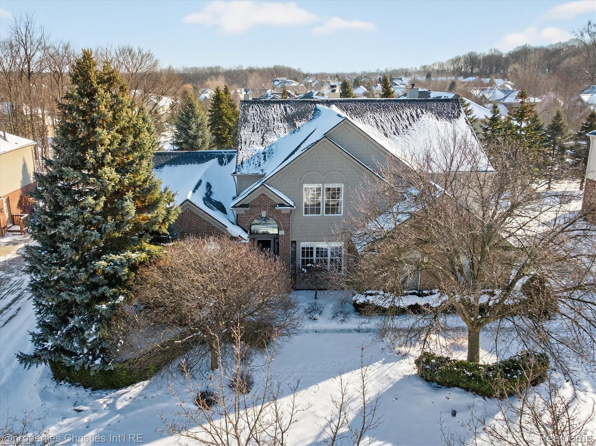 16224 Oak Forest Court W