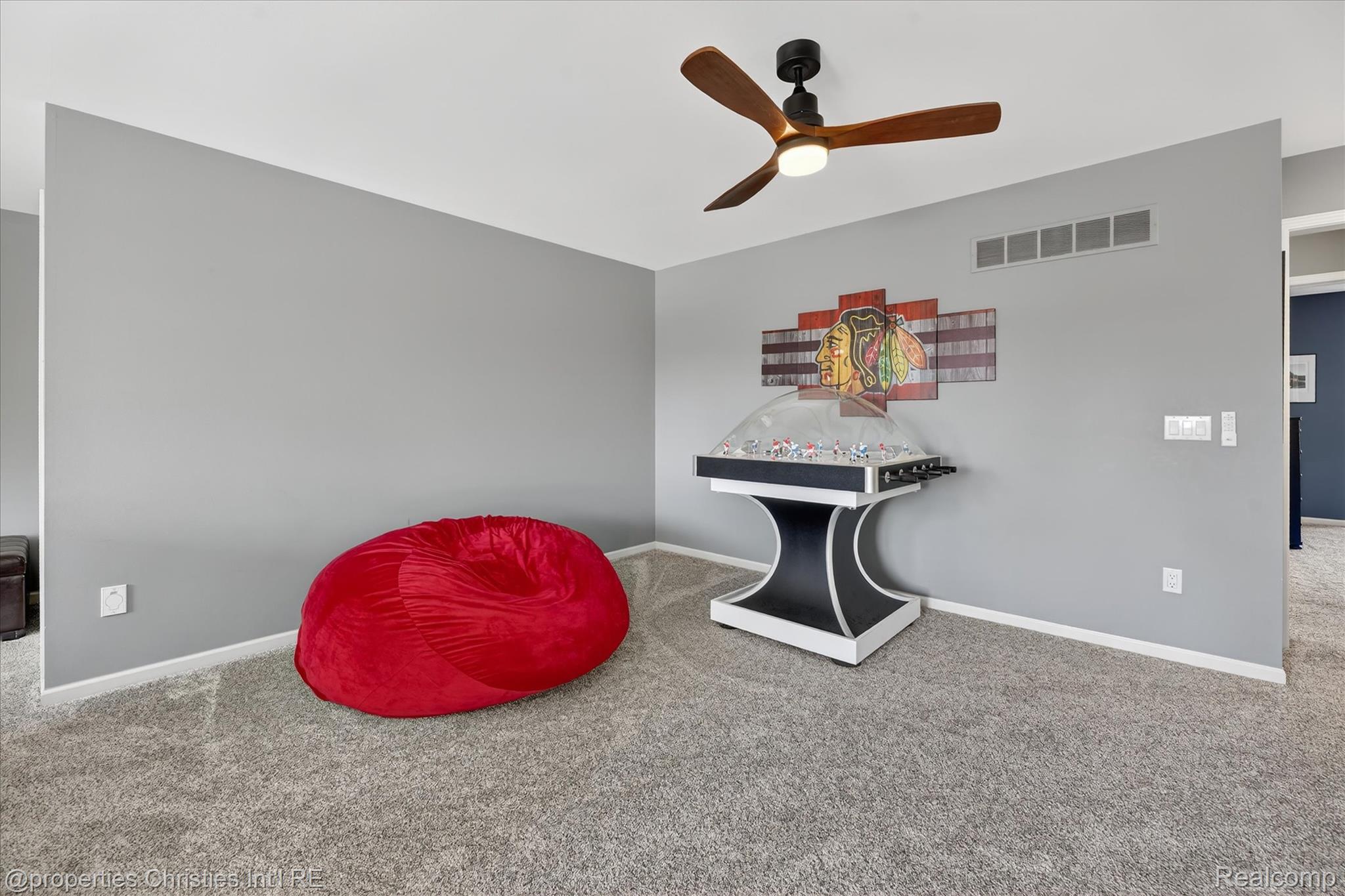 16224 Oak Forest Court W