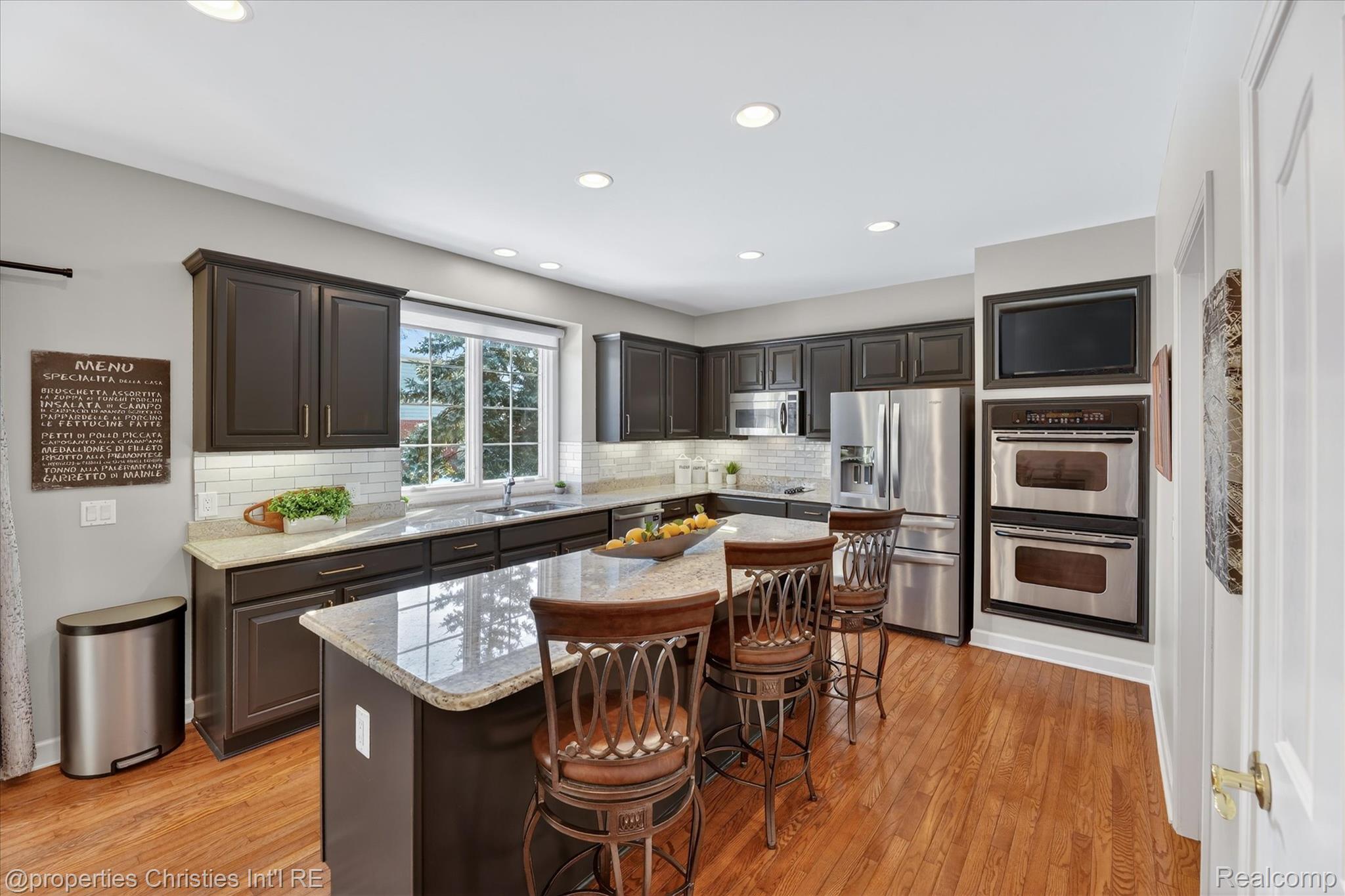 16224 Oak Forest Court W