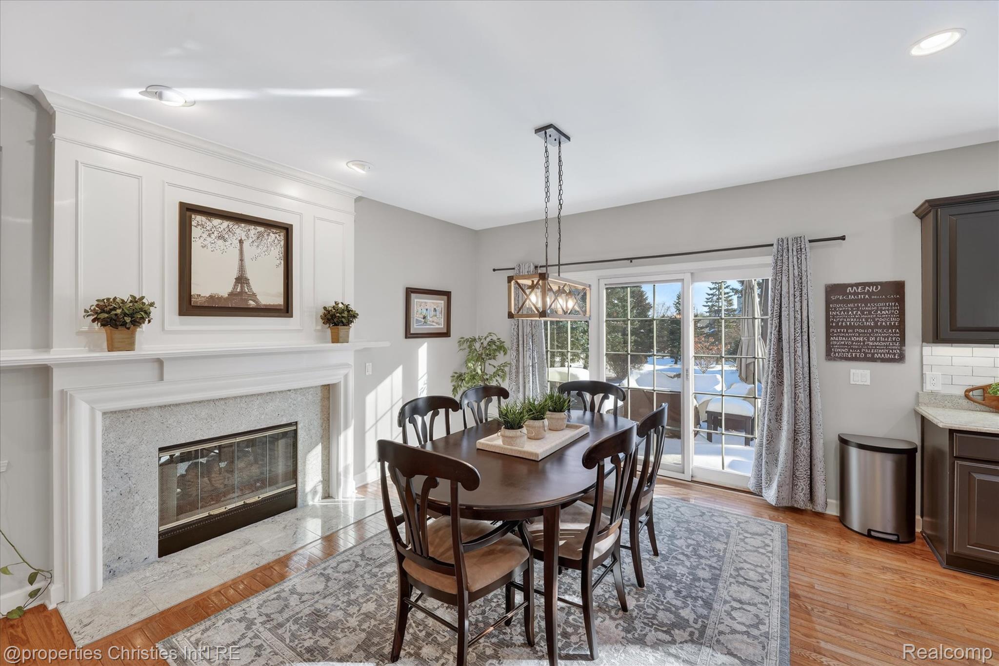 16224 Oak Forest Court W