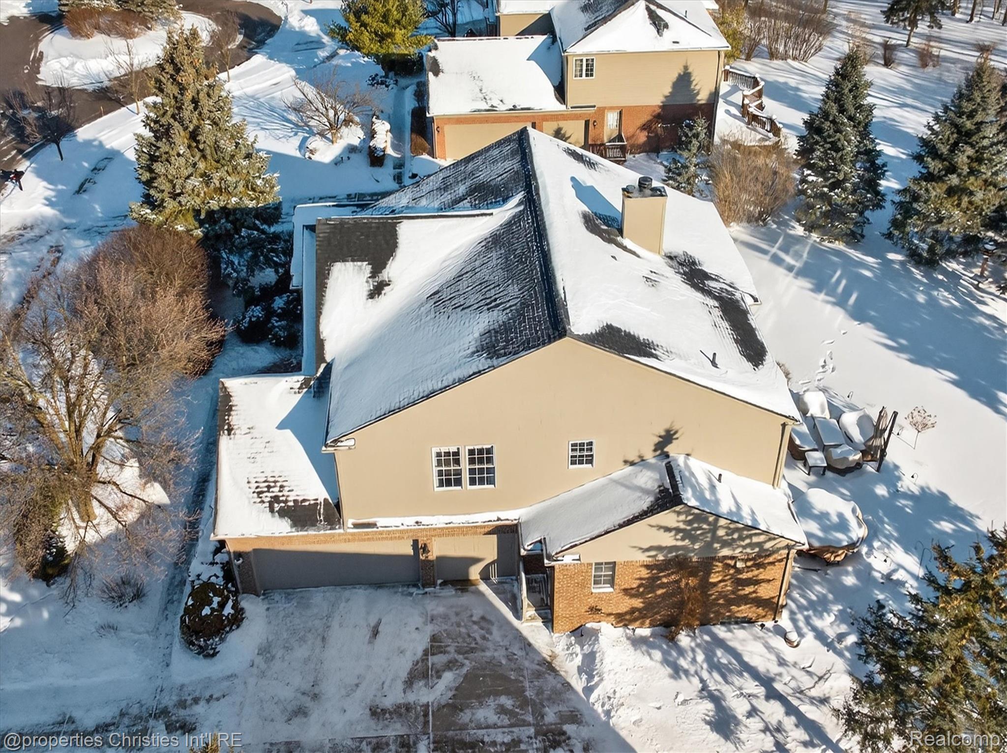 16224 Oak Forest Court W