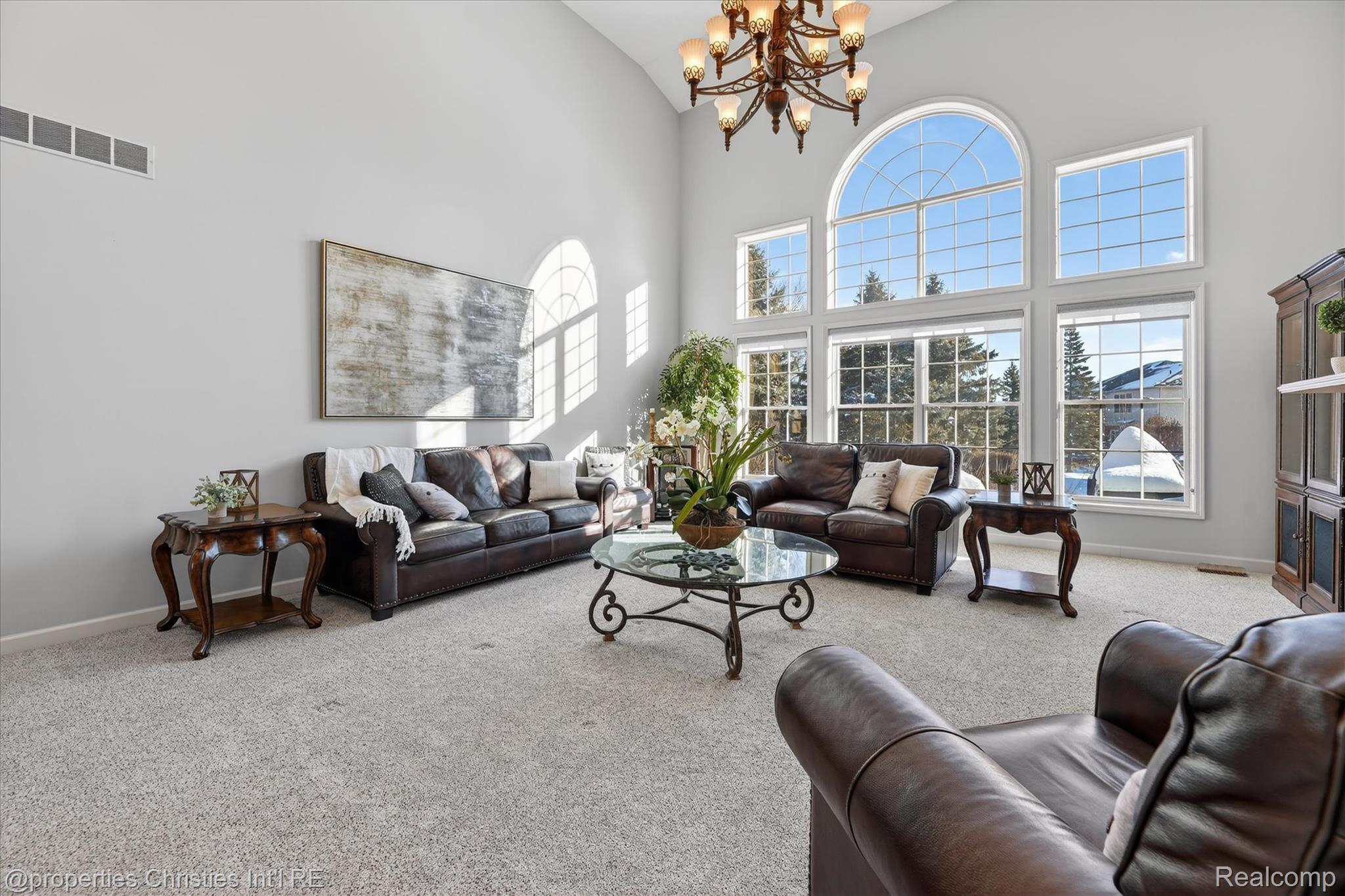 16224 Oak Forest Court W