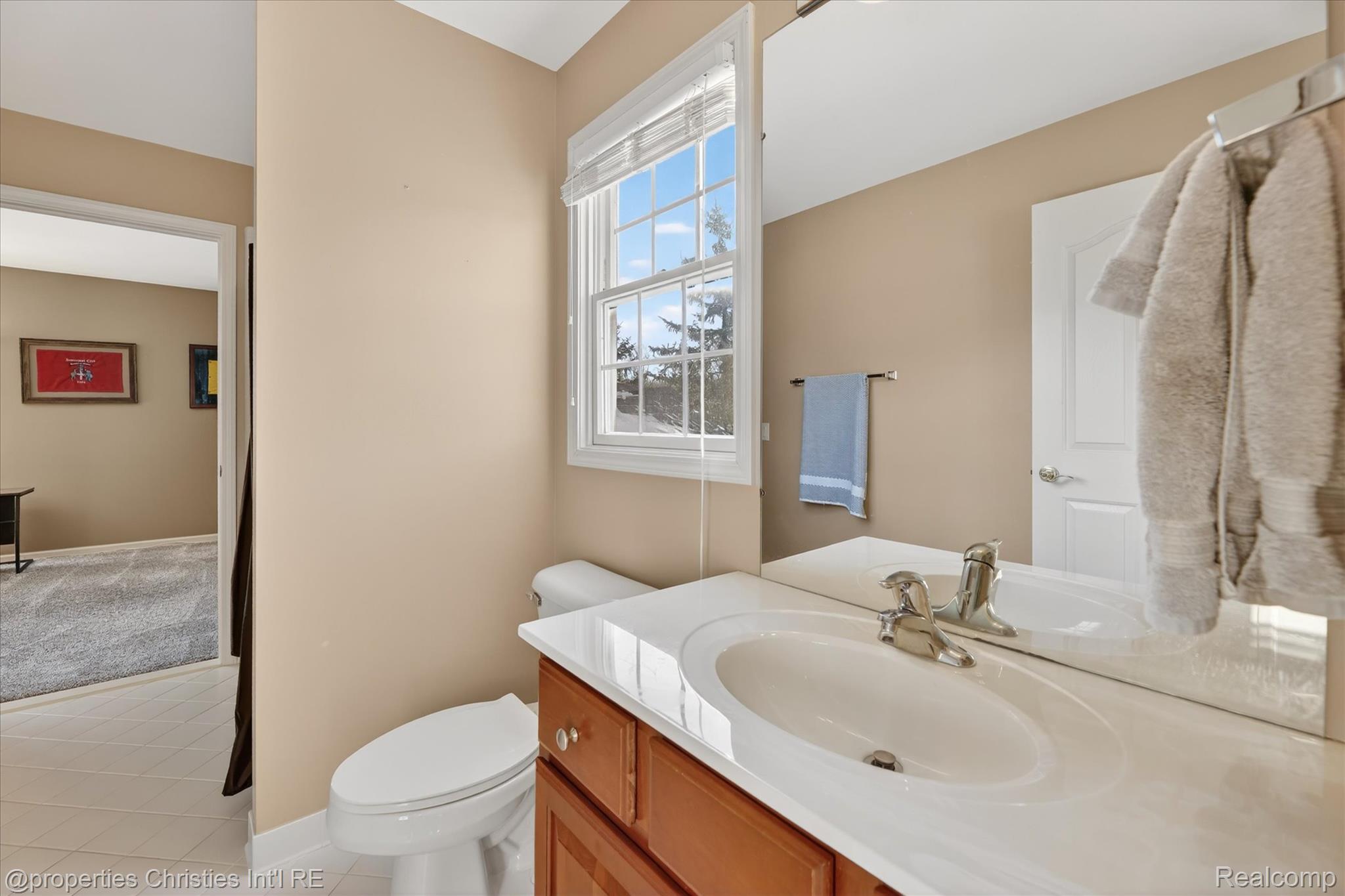 16224 Oak Forest Court W