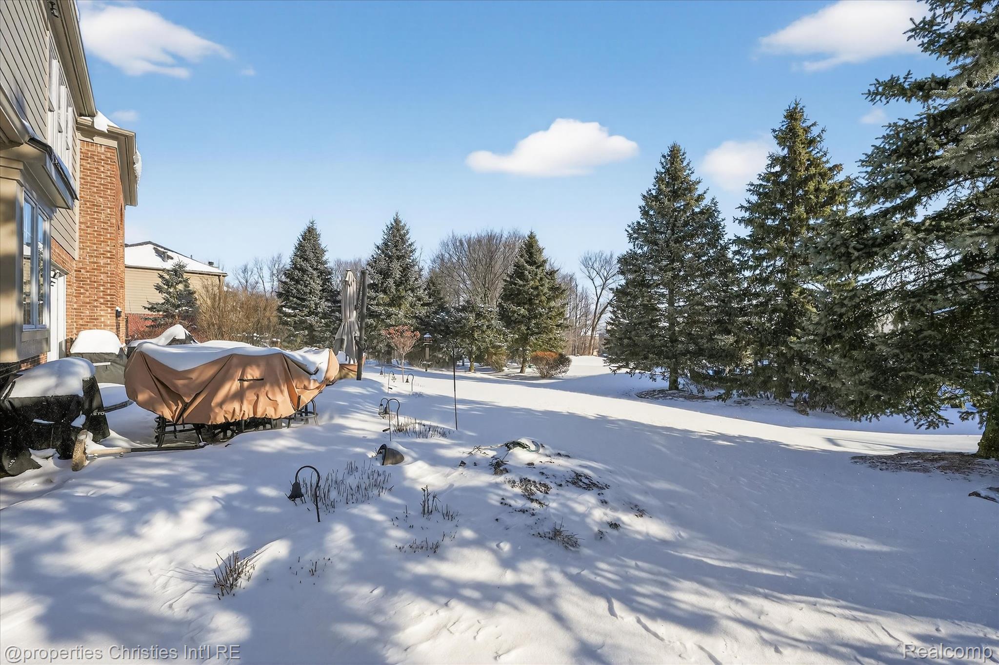 16224 Oak Forest Court W