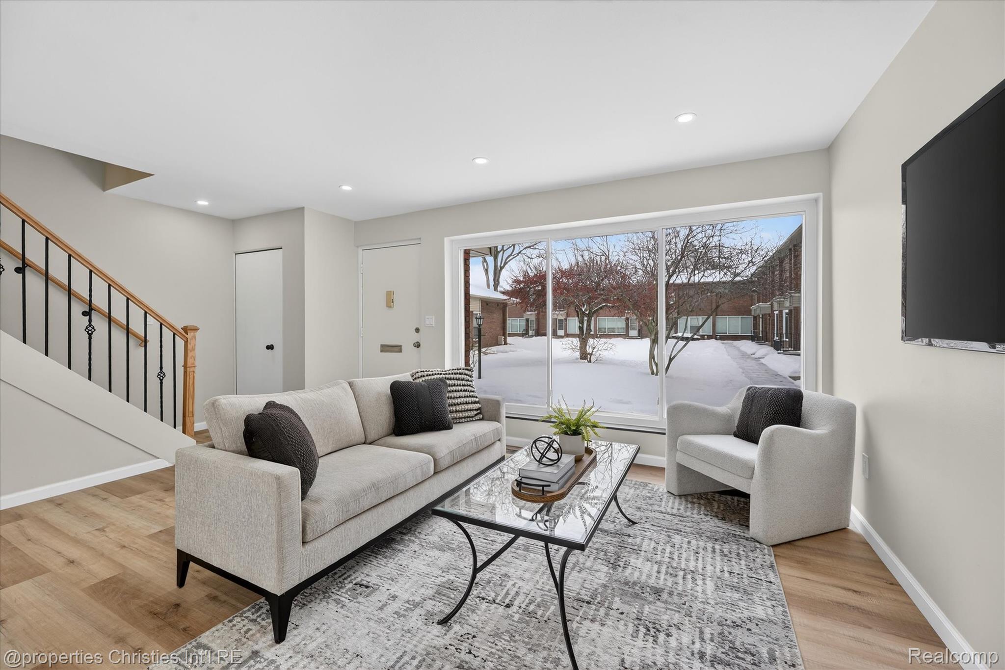 32651 5 Mile Road 15