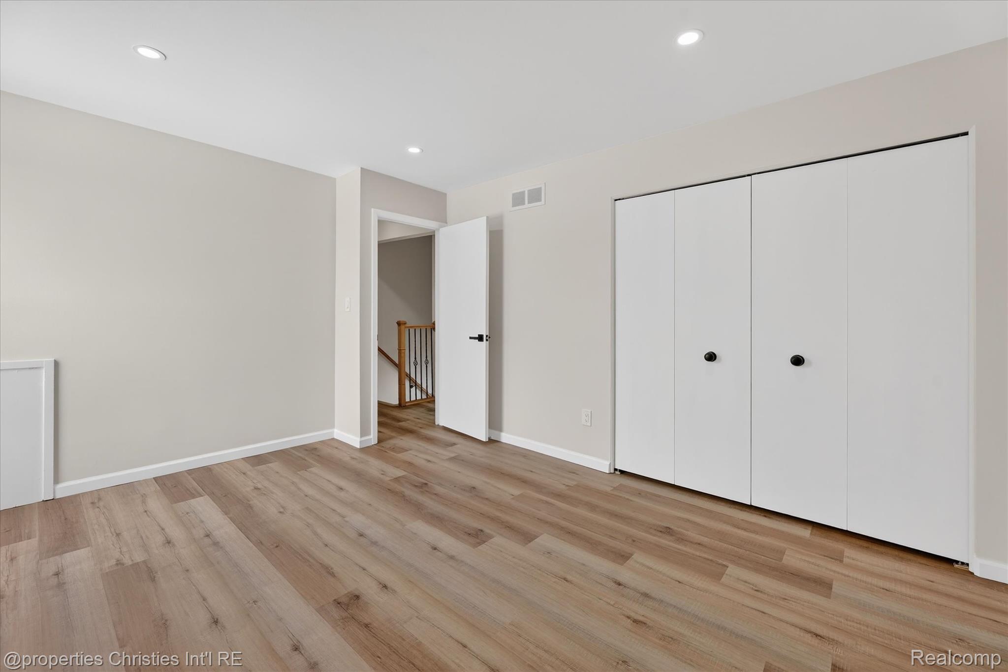 32651 5 Mile Road 15