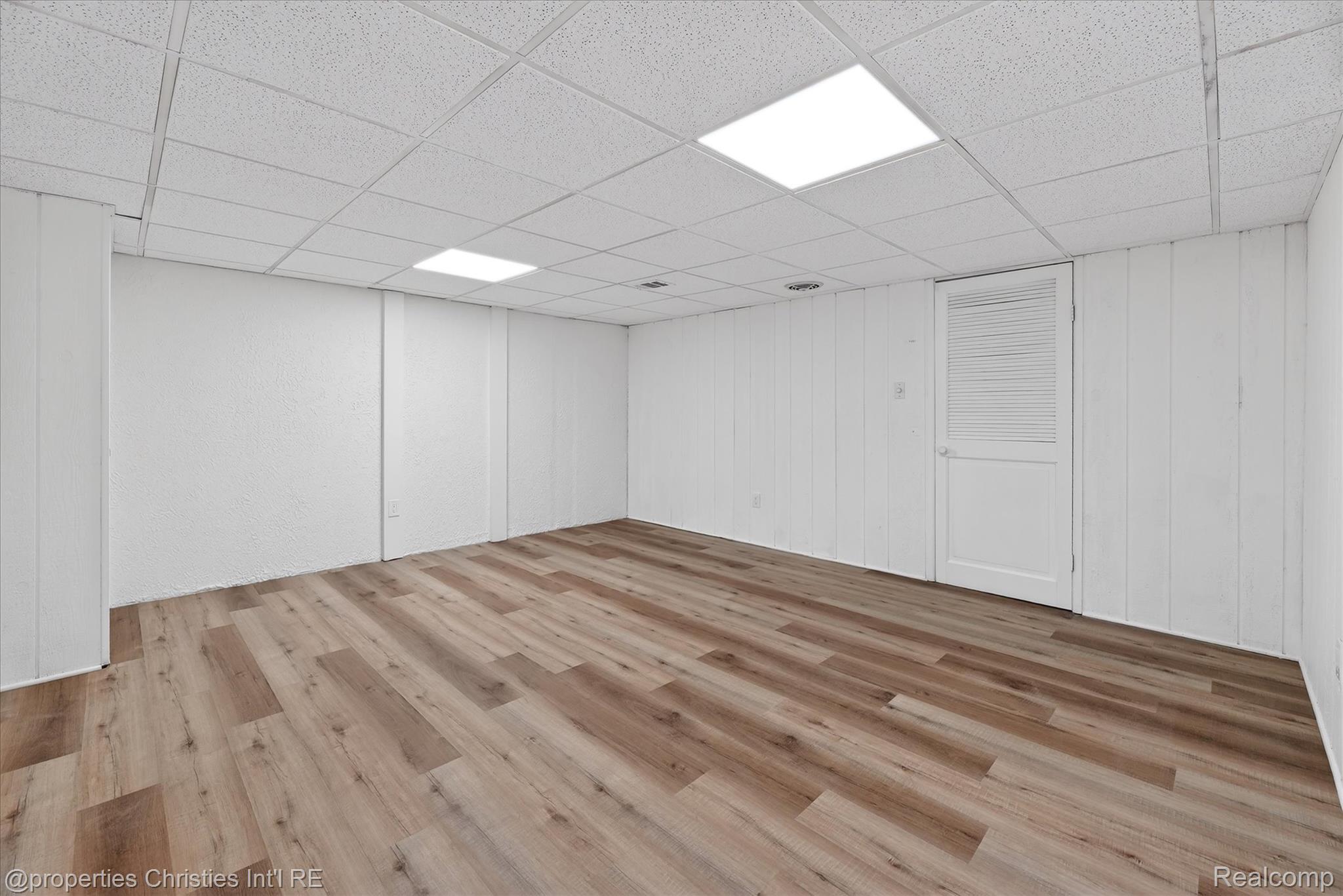 32651 5 Mile Road 15