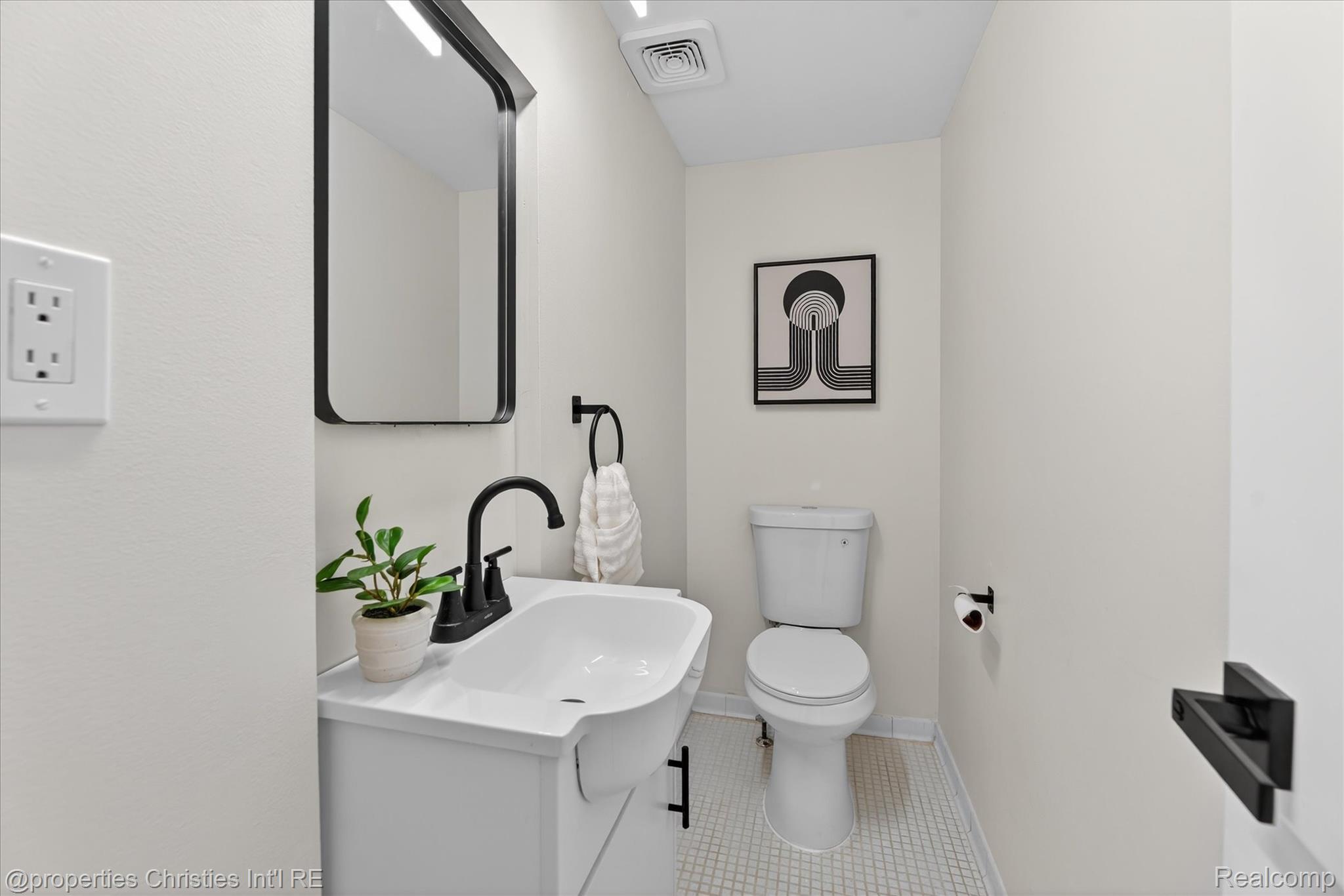 32651 5 Mile Road 15