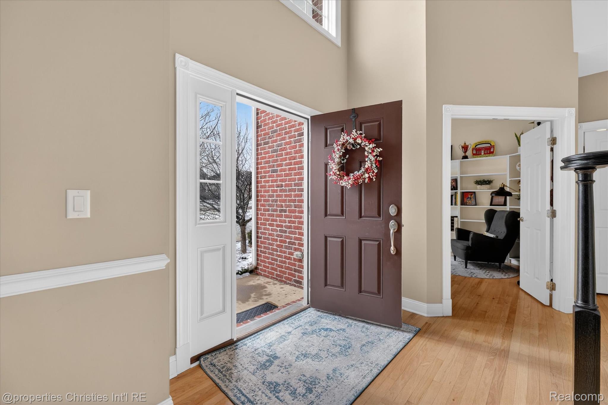 15465 Prestwick Circle N