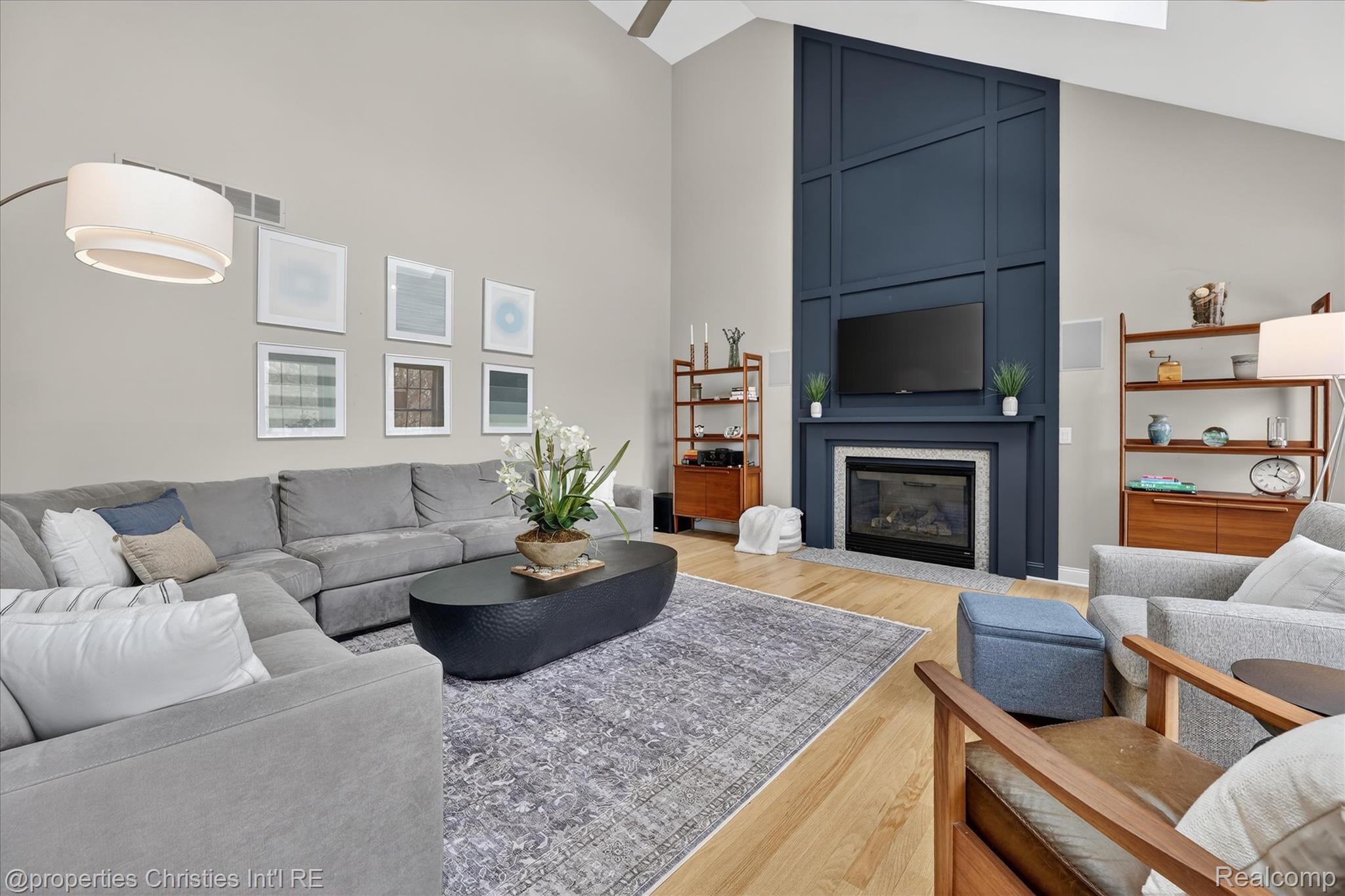 15465 Prestwick Circle N