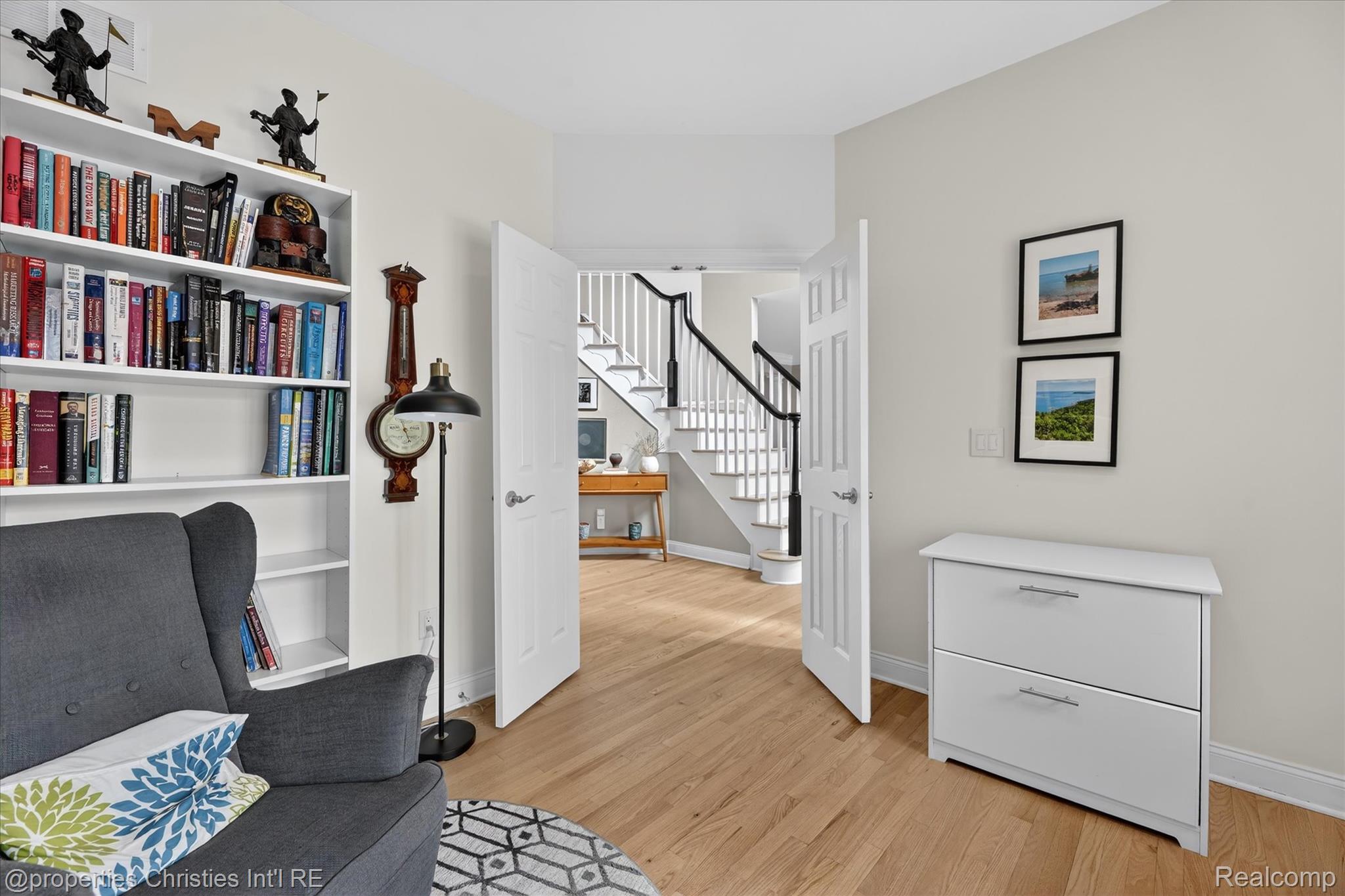 15465 Prestwick Circle N