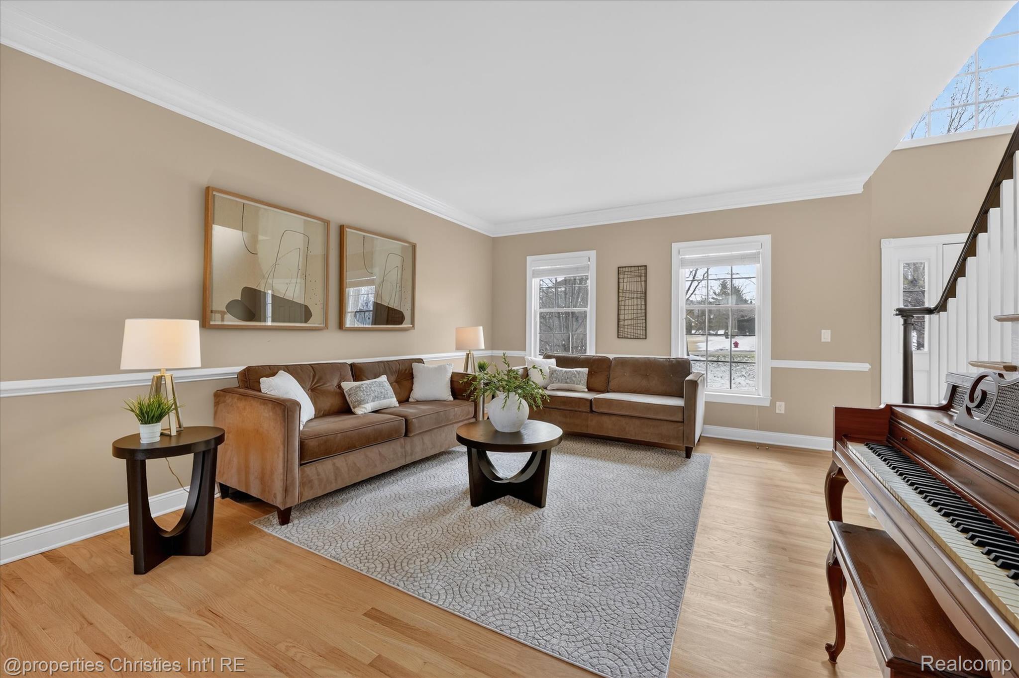 15465 Prestwick Circle N