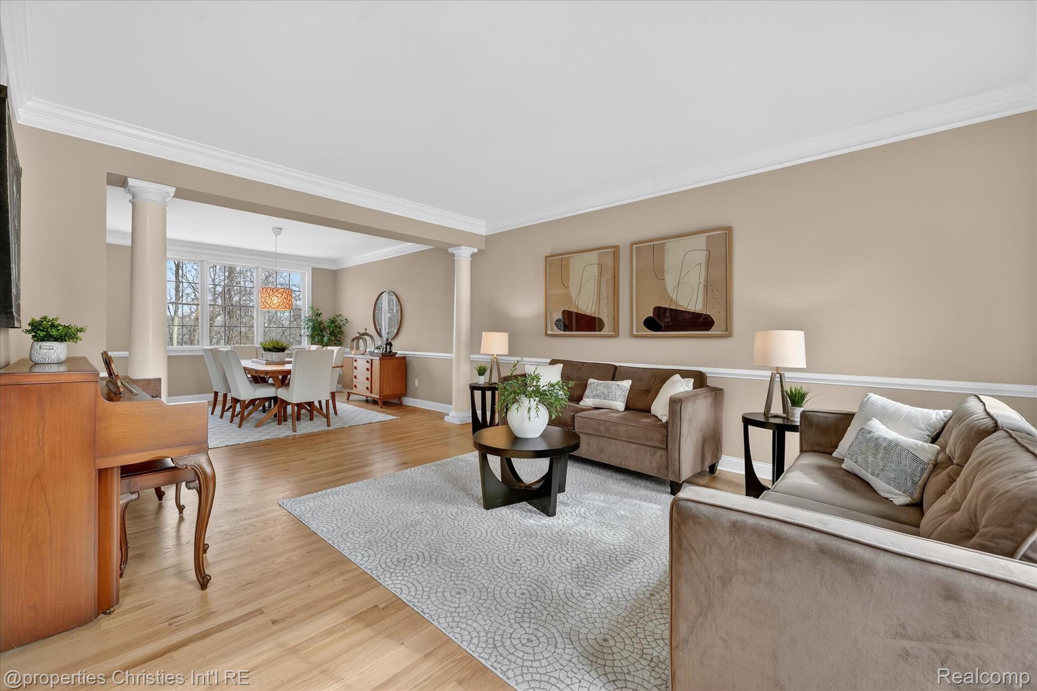 15465 Prestwick Circle N