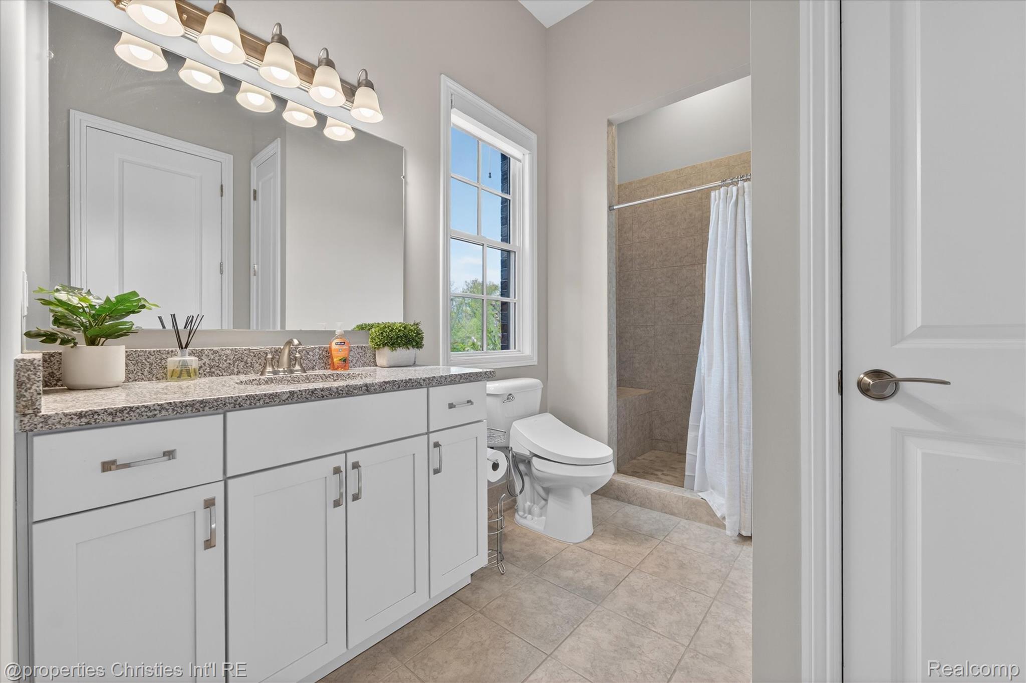 16674 Canvas Creel Court
