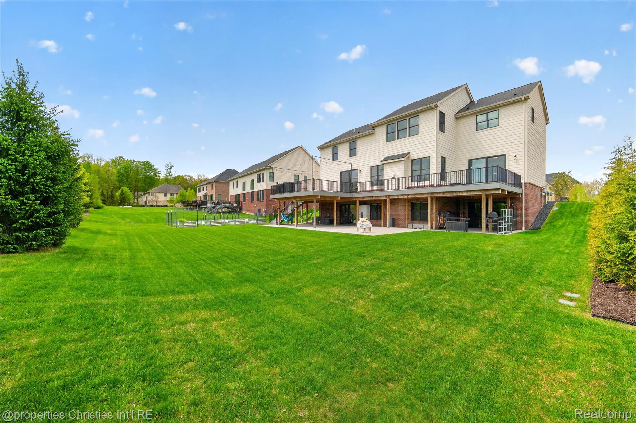 16674 Canvas Creel Court