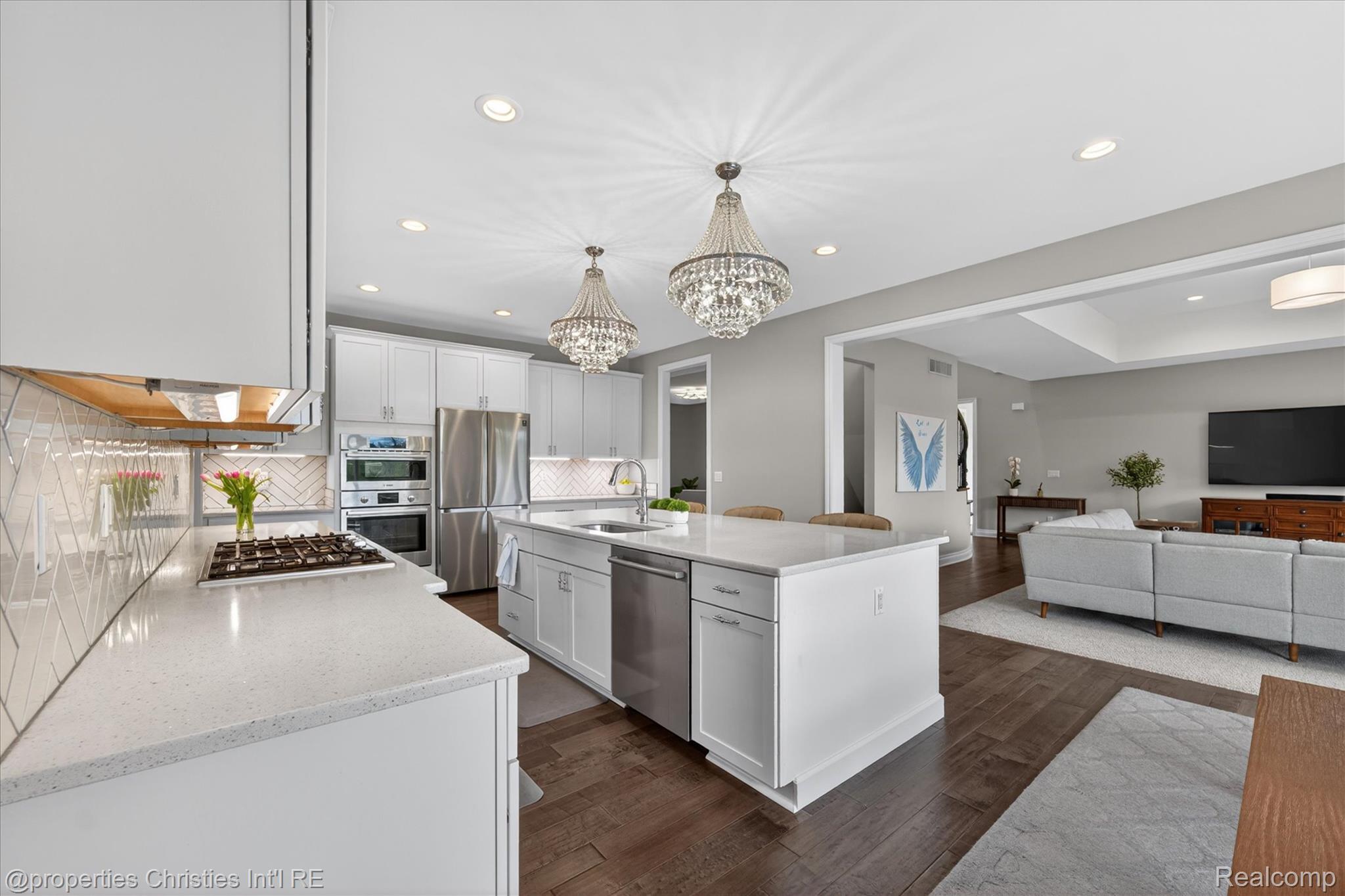 16674 Canvas Creel Court