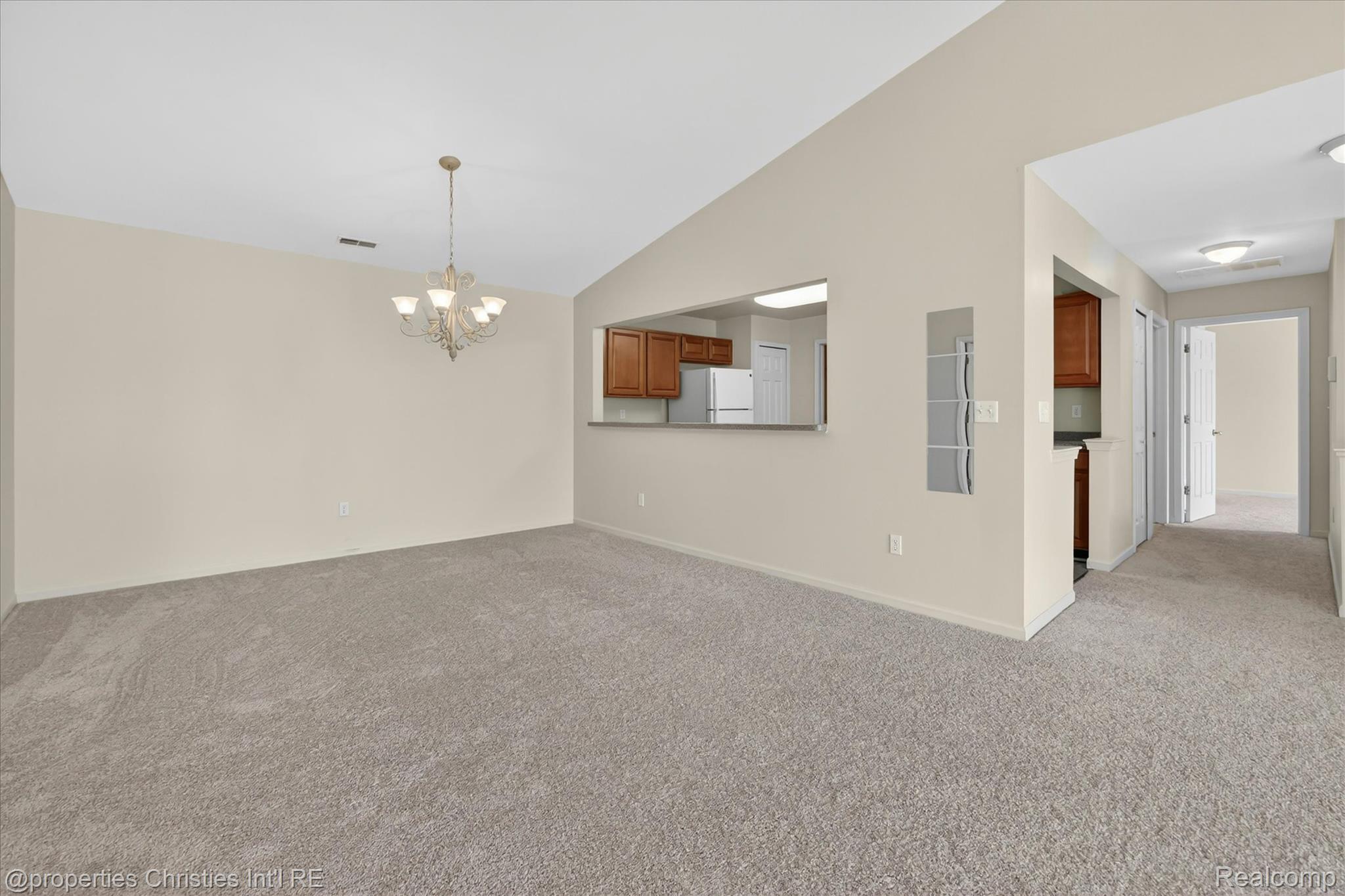 16773 Carriage Way