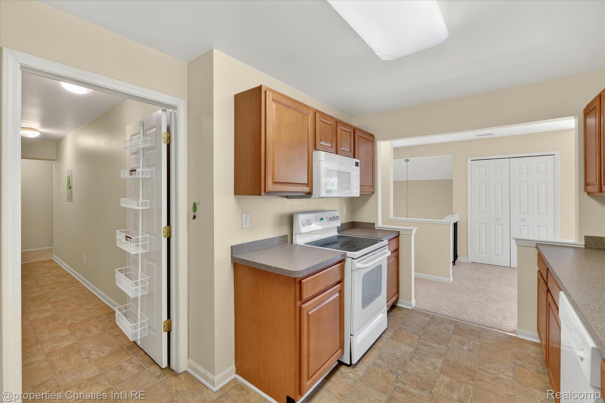 16773 Carriage Way