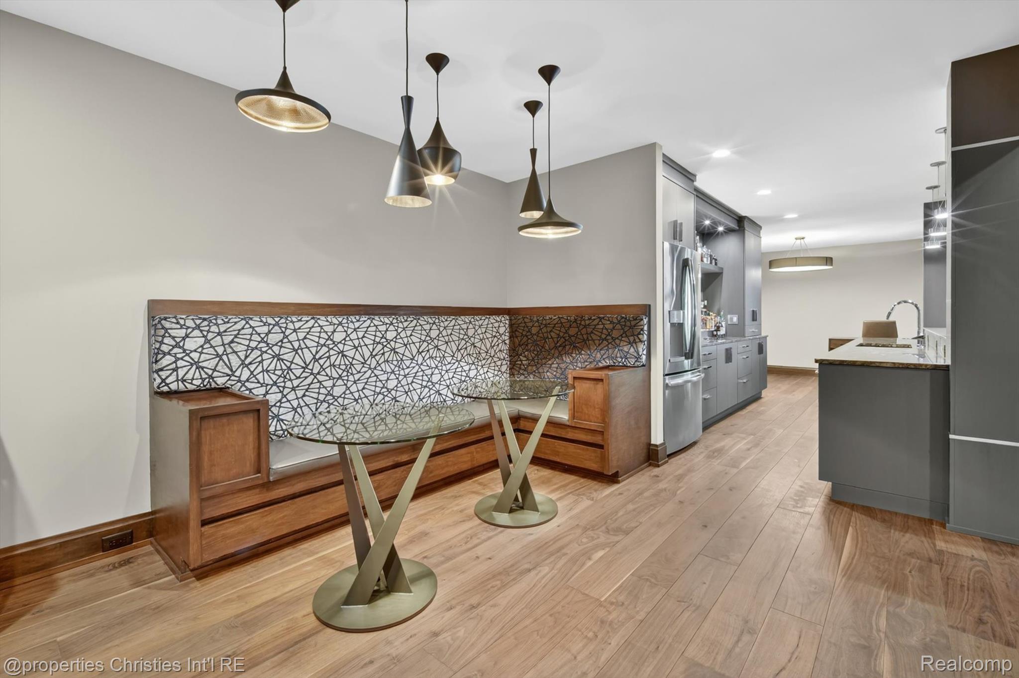 22635 Evergreen Court